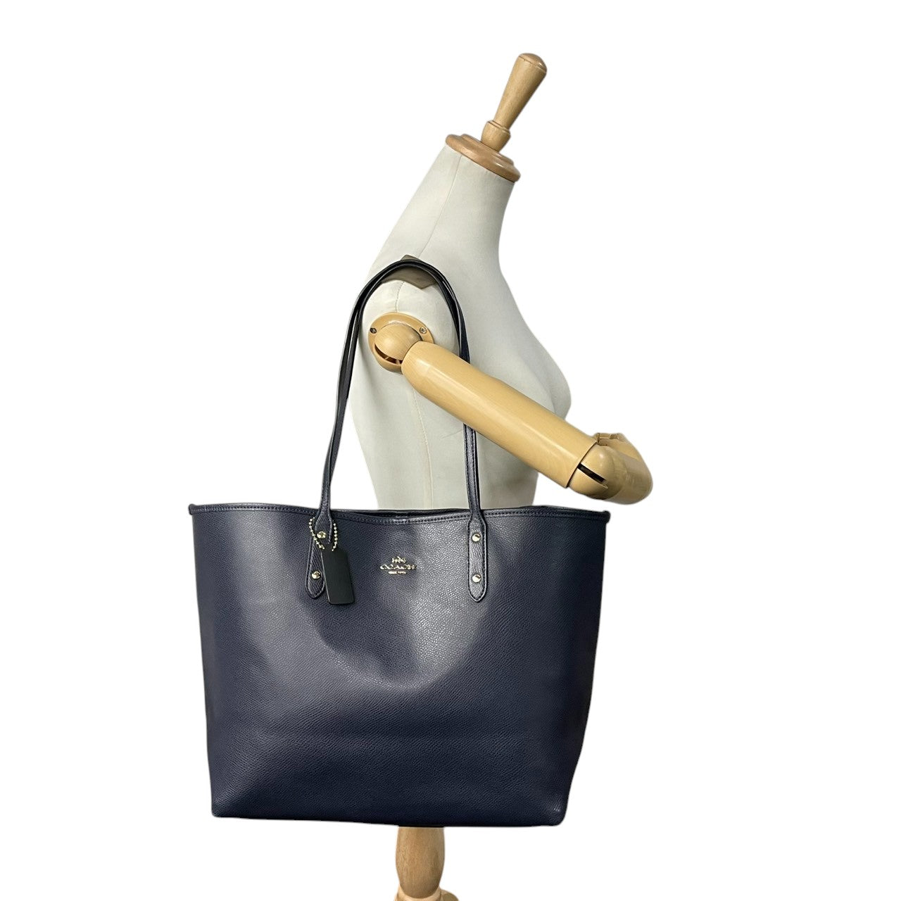 【美品】コーチ COACH シティ トートバッグ ショルダーバッグ 肩掛け ワンショルダー A4収納可 大容量 レザー 本革 クロスグレインレザー ネイビー 紺 ミッドナイト ゴールド金具 通勤 通学 ビジネス レディース 鞄 カバン E5