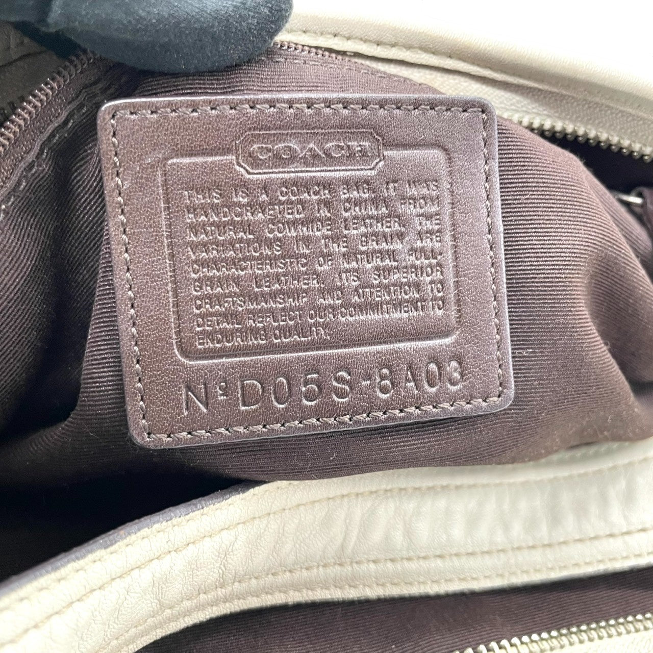 コーチ COACH ソーホー レザー ホーボー ショルダーバッグ ワンショルダー 肩掛け 8A03 アイボリー 白 ホワイト ダークブラウン 本革 ベルト バックル 長さ調節可 ビンテージ クラシック エレガント カジュアル レディース 鞄 カバン E5