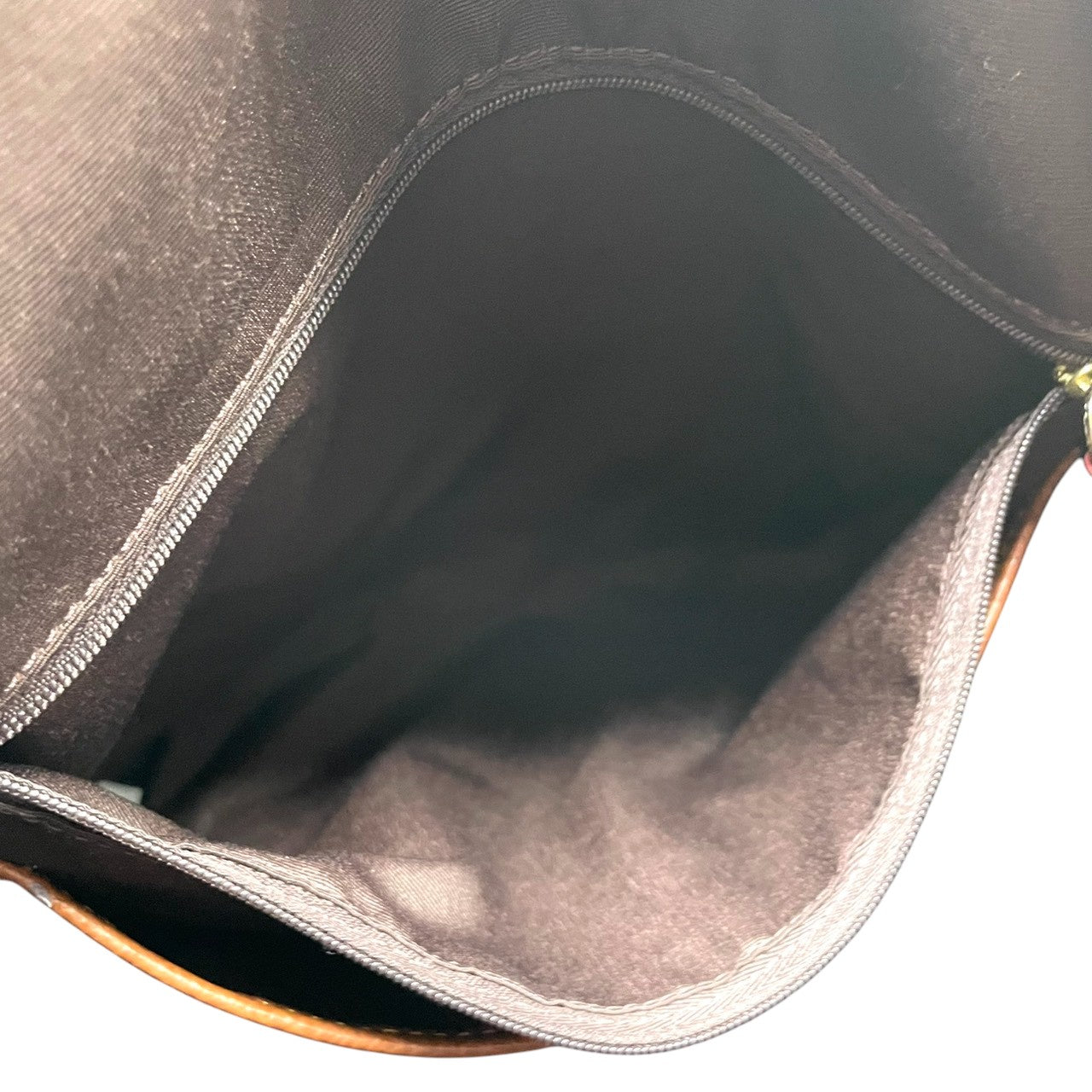 【未使用級】コーチ COACH シグネチャー 2WAY トートバッグ ショルダーバッグ 斜め掛け PVC レザー ブラウン 茶色 ゴールド金具 34614 A4収納可 大容量 ギャザー プリーツ 軽量 通勤 通学 ビジネス レディース 鞄 カバン E5