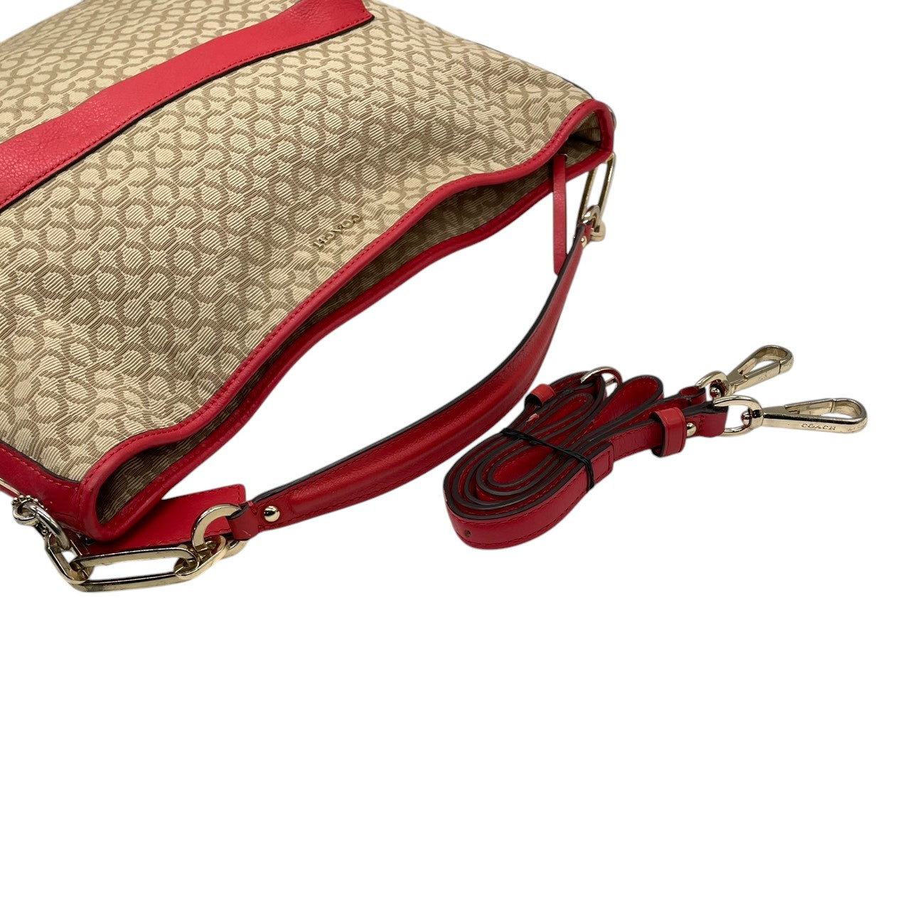 【美品】コーチ COACH マディソン ニードルポイント オプアート 2WAY ショルダーバッグ ハンドバッグ 斜め掛け キャンバス レザー ベージュ 赤 レッド 27904 A4収納可 軽量 カジュアル レディース 鞄 カバン E5