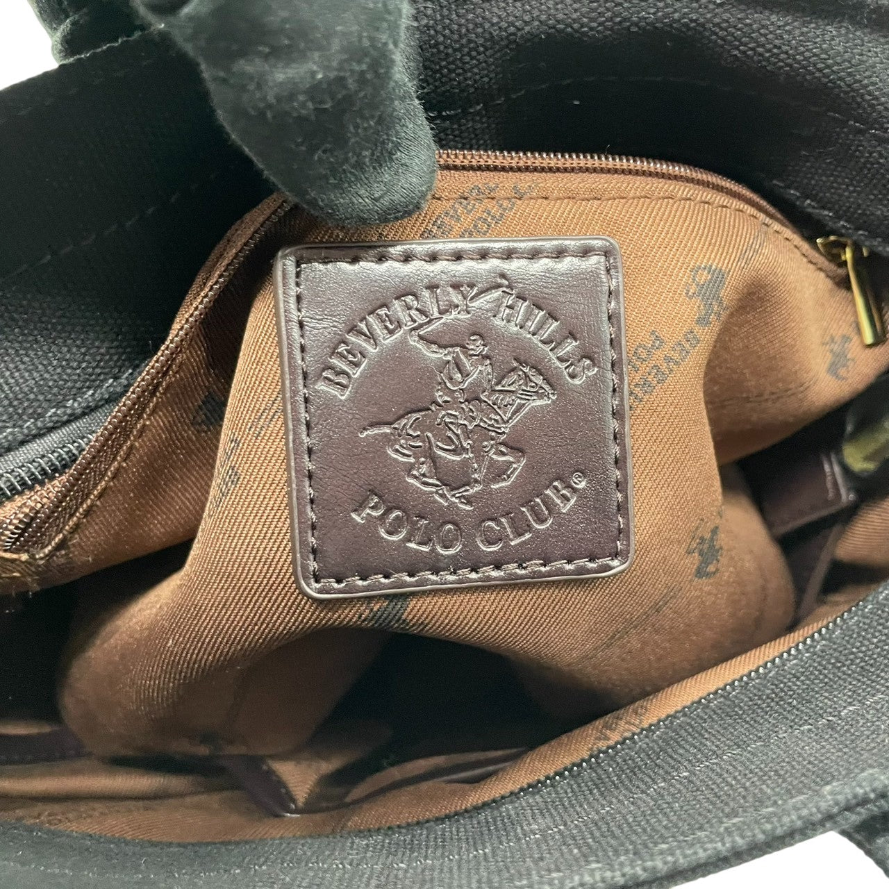 【美品】ビバリーヒルズポロクラブ BEVERLY HILLS POLO CLUB トートバッグ ショルダーバッグ 2WAY 斜め掛け キャンバス レザー ブラック 黒 ポロ刺繍 軽量 マチ広 トラッド カジュアル 通学 通勤 レディース 鞄 カバン s68