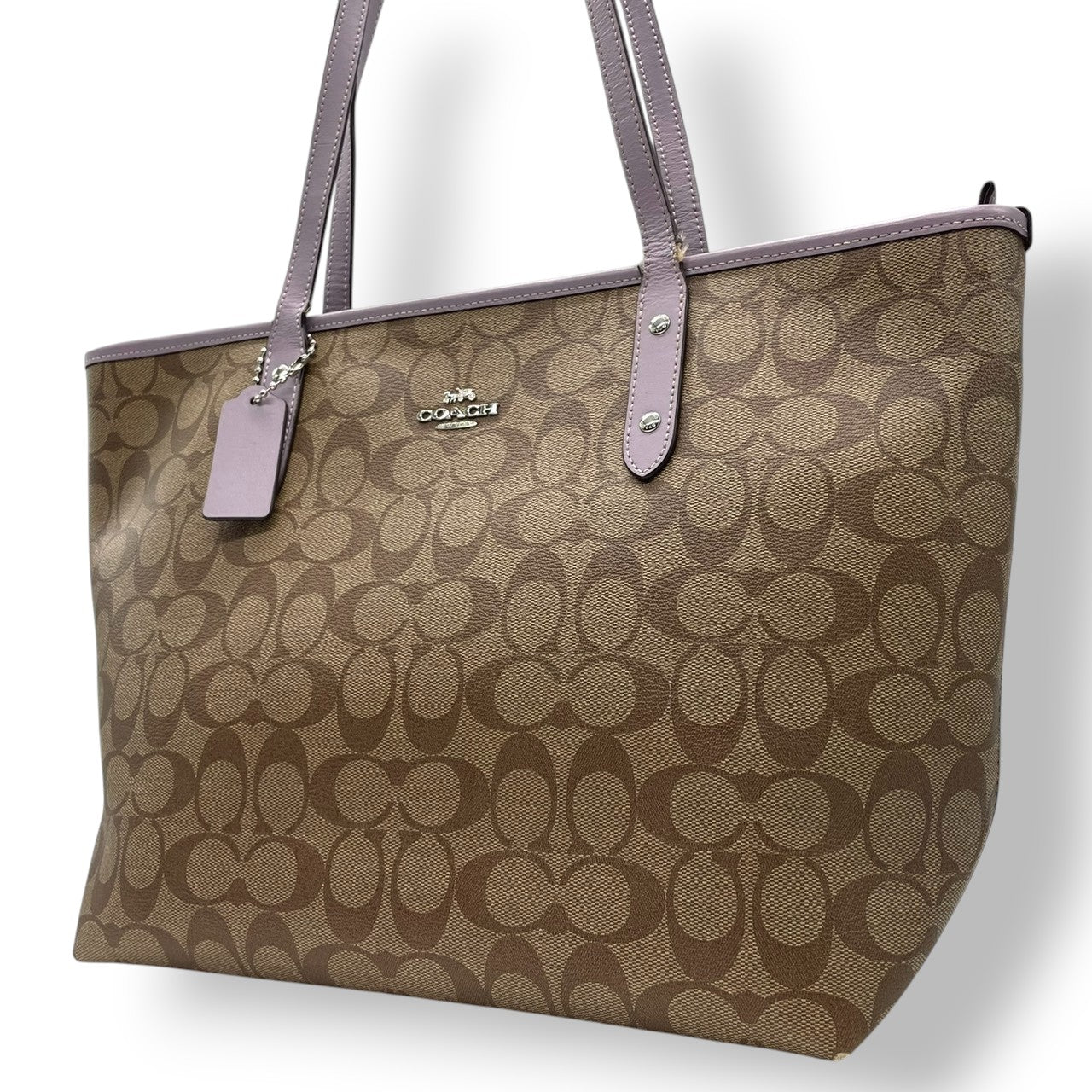 コーチ COACH トートバッグ シグネチャー PVC レザー ベージュ ラベンダー パープル A4収納可 肩掛け可 ワンショルダー 自立可 ビジネス 通勤 通学 旅行 華やか エレガント クラシック 高級感 丈夫 定番 レディース 鞄 カバン 美品 s72