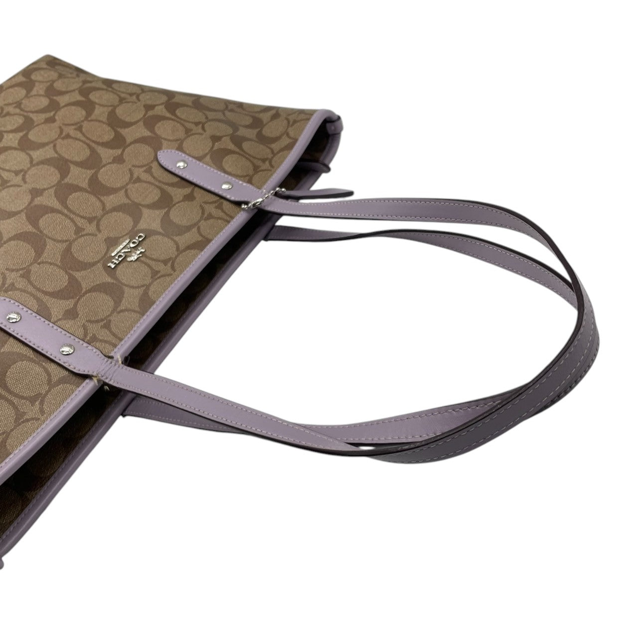 コーチ COACH トートバッグ シグネチャー PVC レザー ベージュ ラベンダー パープル A4収納可 肩掛け可 ワンショルダー 自立可 ビジネス 通勤 通学 旅行 華やか エレガント クラシック 高級感 丈夫 定番 レディース 鞄 カバン 美品 s72