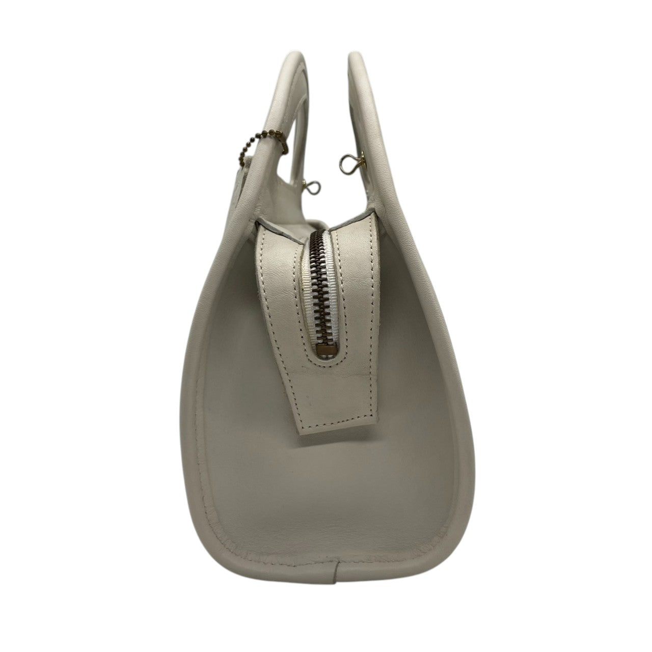美品 コーチ COACH 2WAY ハンドバッグ ショルダーバッグ レザー 本革 ホワイト 白 オールドコーチ ヴィンテージ ビンテージ クラシック エレガント 斜め掛け可 自立可 レア 希少 USA製 鞄 カバン 手提げ 肩掛け 高級感 9942 s72