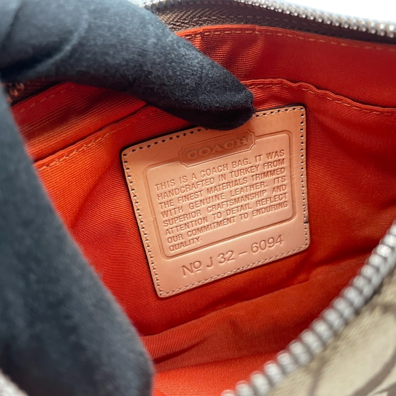 美品 コーチ COACH ハンドバッグ ワンショルダーバッグ シグネチャー キャンバス レザー ブラウン 茶色 ベージュ ゴールド 金具 自立可 クラシック エレガント ヴィンテージ 希少 レア お出かけ ポーチ ミニバッグ レディース 鞄 カバン s71