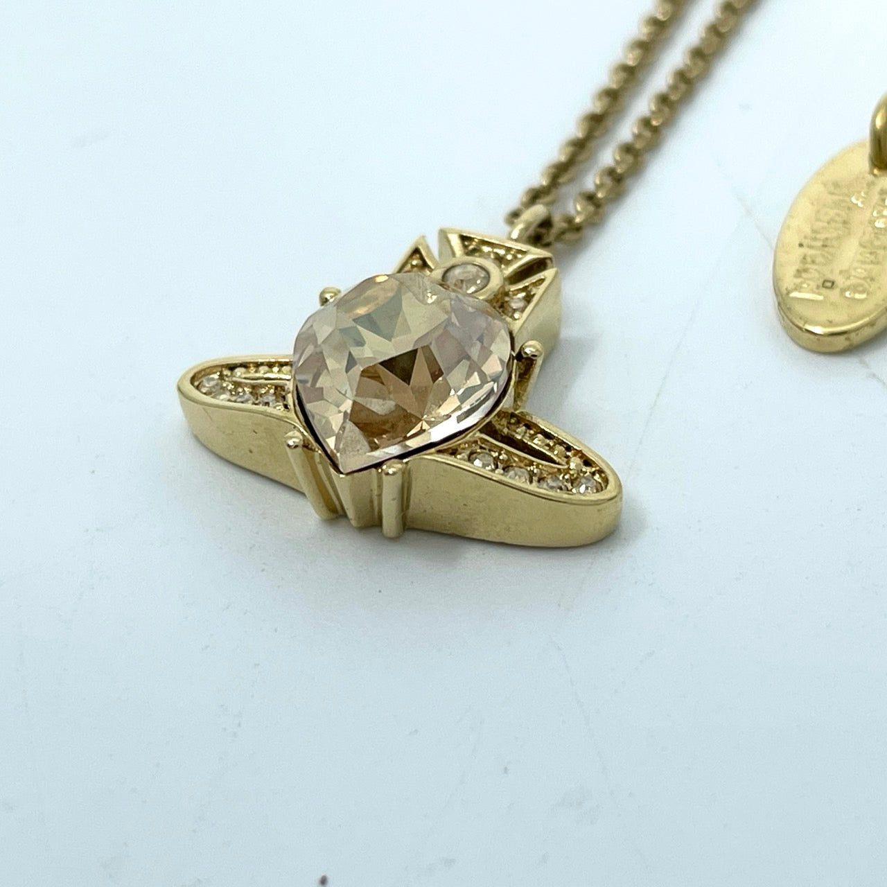 極美品 ヴィヴィアンウエストウッド オーブモチーフ ネックレス レディース ゴールドカラー クリスタル I6 Vivienne Westwood Orb Motif Necklace