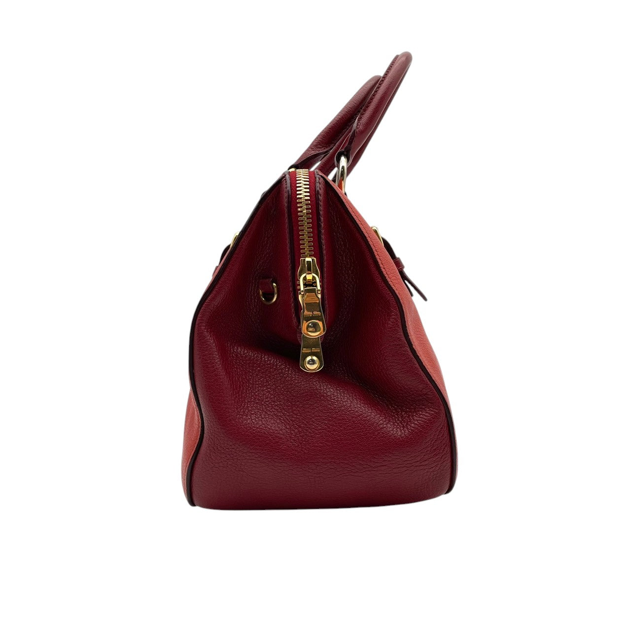 【美品】ミュウミュウ miumiu ハンドバッグ 2way ショルダーバッグ レザー オレンジ 朱色 暖色系 ゴールド金具 ロゴ 刻印 本革 鞄 カバン レディース カジュアル エレガント 華やか 高級感 デート お出かけ 自立可 斜め掛け可 美品 S99