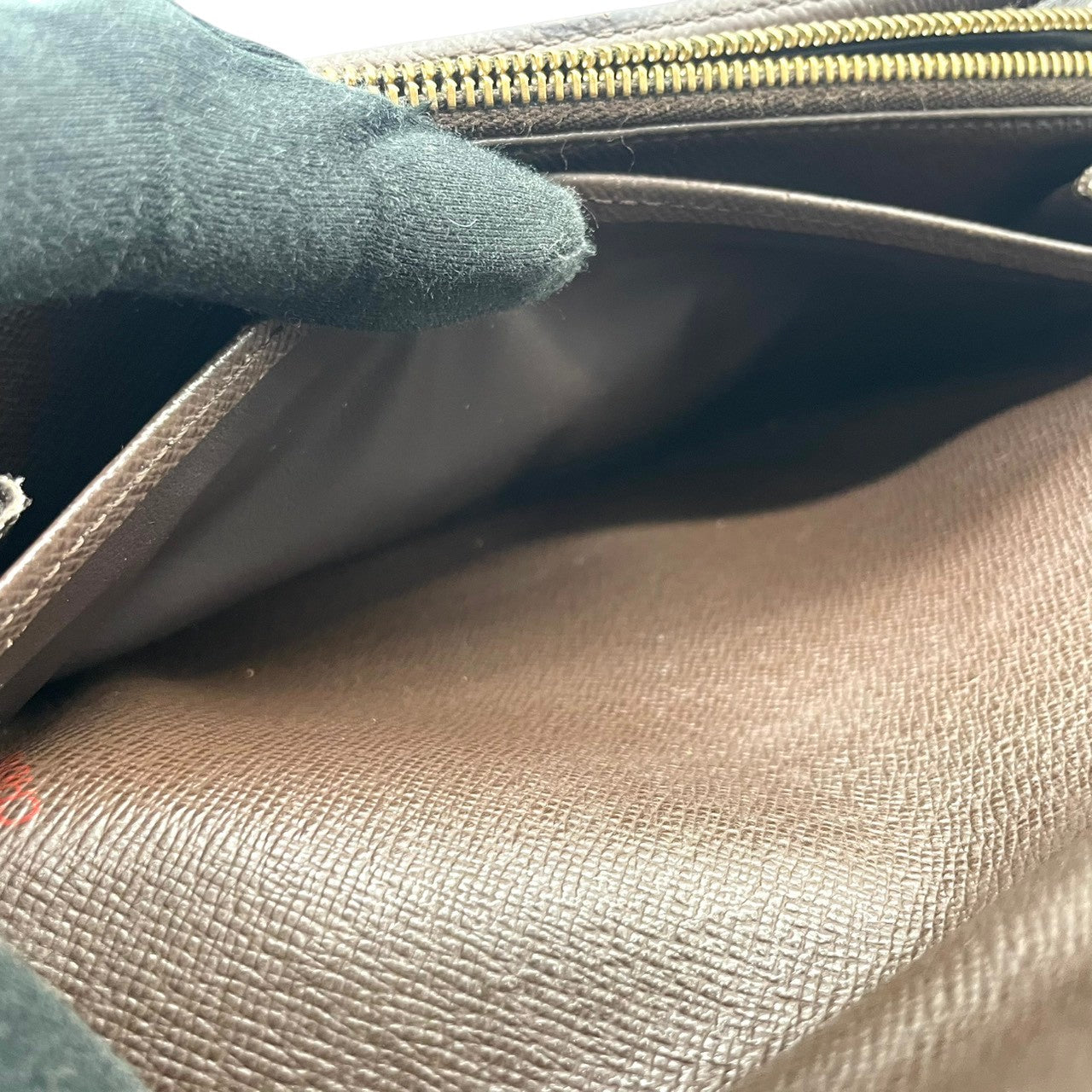 LOUIS VUITTON ルイヴィトン 長財布 ロングウォレット モノグラム PVC レザー ブラウン 茶 レディース メンズ エレガント クラシック ウォレット 札入れ 小銭入れ カード入れ 財布 サイフ フォーマル 高級 人気 ブランド M4