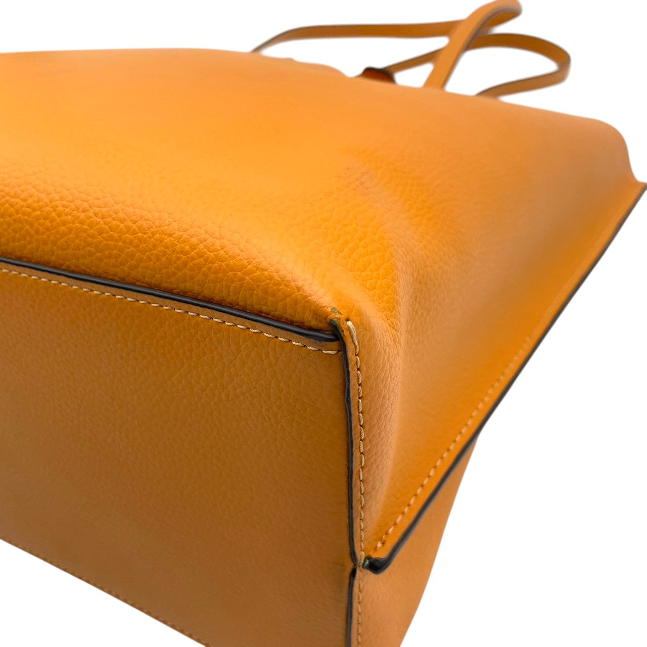 美品 COACH コーチ トートバッグ ショルダーバッグ ワンショルダー 肩掛け レザー 本革 オレンジ 橙色 無地 シンプル 大容量 A4収納可 上品 エレガント クラシック カジュアル 通勤 通学 デイリー お出かけ カバン 鞄 自立可 レディース S65