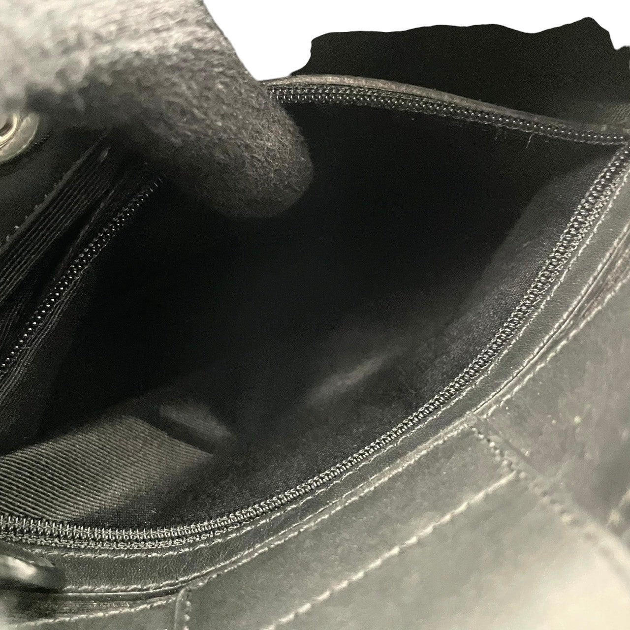 美品 COACH コーチ ショルダーバッグ ハンドバッグ ワンショルダー 肩掛け ウール レザー 本革 ブラック 黒 グレー 灰色 ツイード コンパクト ロゴチャーム ファスナー開閉 エレガント お出かけ サブバッグ カバン 鞄 上品 レディース S65
