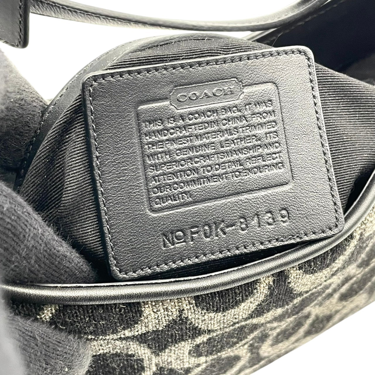 美品 COACH コーチ ショルダーバッグ ハンドバッグ ワンショルダー 肩掛け ウール レザー 本革 ブラック 黒 グレー 灰色 ツイード コンパクト ロゴチャーム ファスナー開閉 エレガント お出かけ サブバッグ カバン 鞄 上品 レディース S65