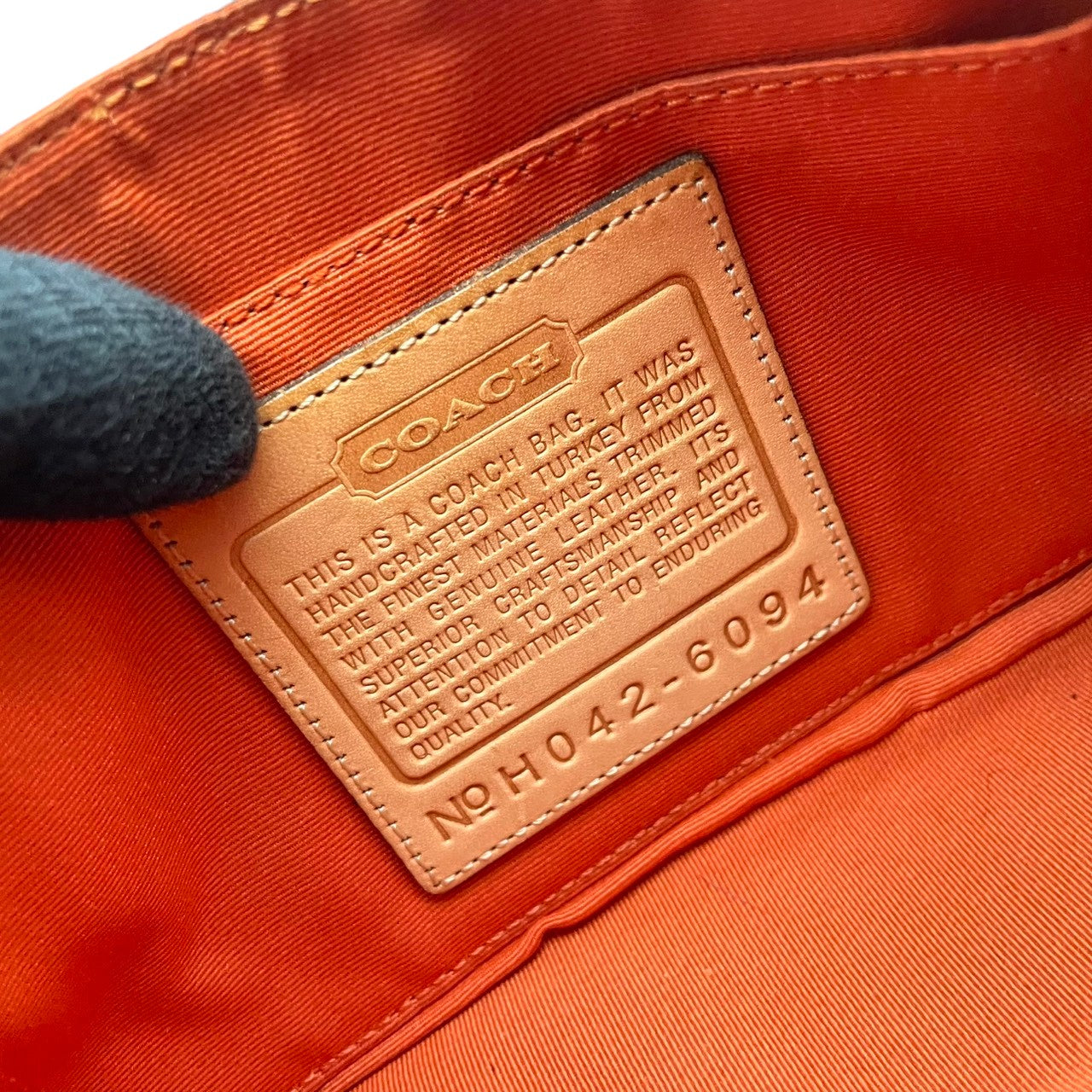 美品 COACH コーチ ハンドバッグ ワンショルダー 肩掛け キャンバス レザー 本革 ブラウン 茶色 シグネチャー 総柄 ミニバッグ コンパクト ポーチ エレガント クラシック カジュアル デイリー お出かけ サブバッグ カバン 鞄 レディース S65