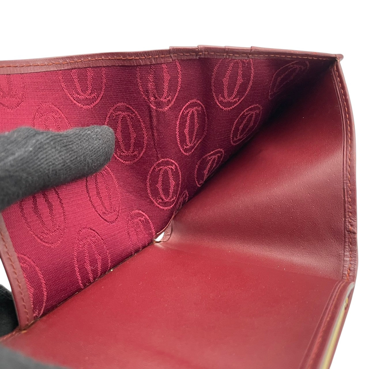 Cartier カルティエ コインケース 小銭入れ 財布 ウォレット コンパクト マストライン レザー 本革 ボルドー ワインレッド 赤茶色 ゴールド金具 ヴィンテージ ビンテージ エレガント クラシック 上品 デイリー 男女兼用 小物 M4