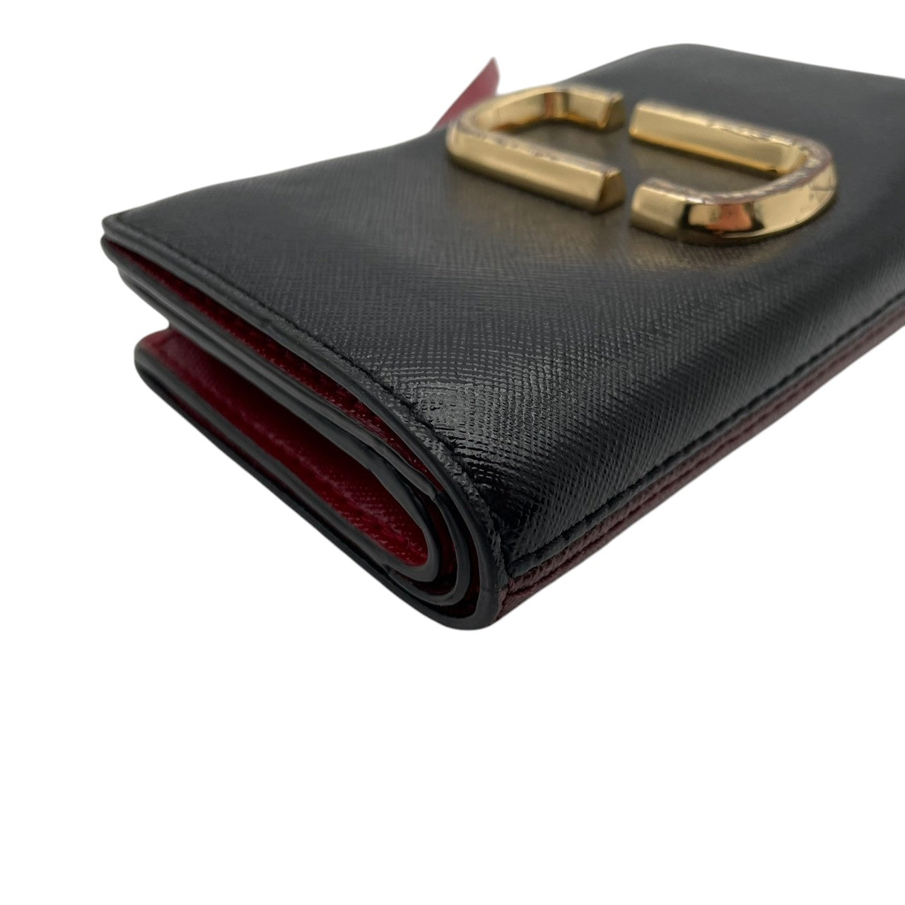 マークジェイコブス MARC JACOBS 財布 コンパクトウォレット レザー 本革 ブラック 黒 ボルドー バイカラー ゴールド金具 レディース エレガント クラシック ビンテージ ミニ財布 オシャレ 上品 ミニ コンパクト 丈夫 高品質 定番 人気 M1