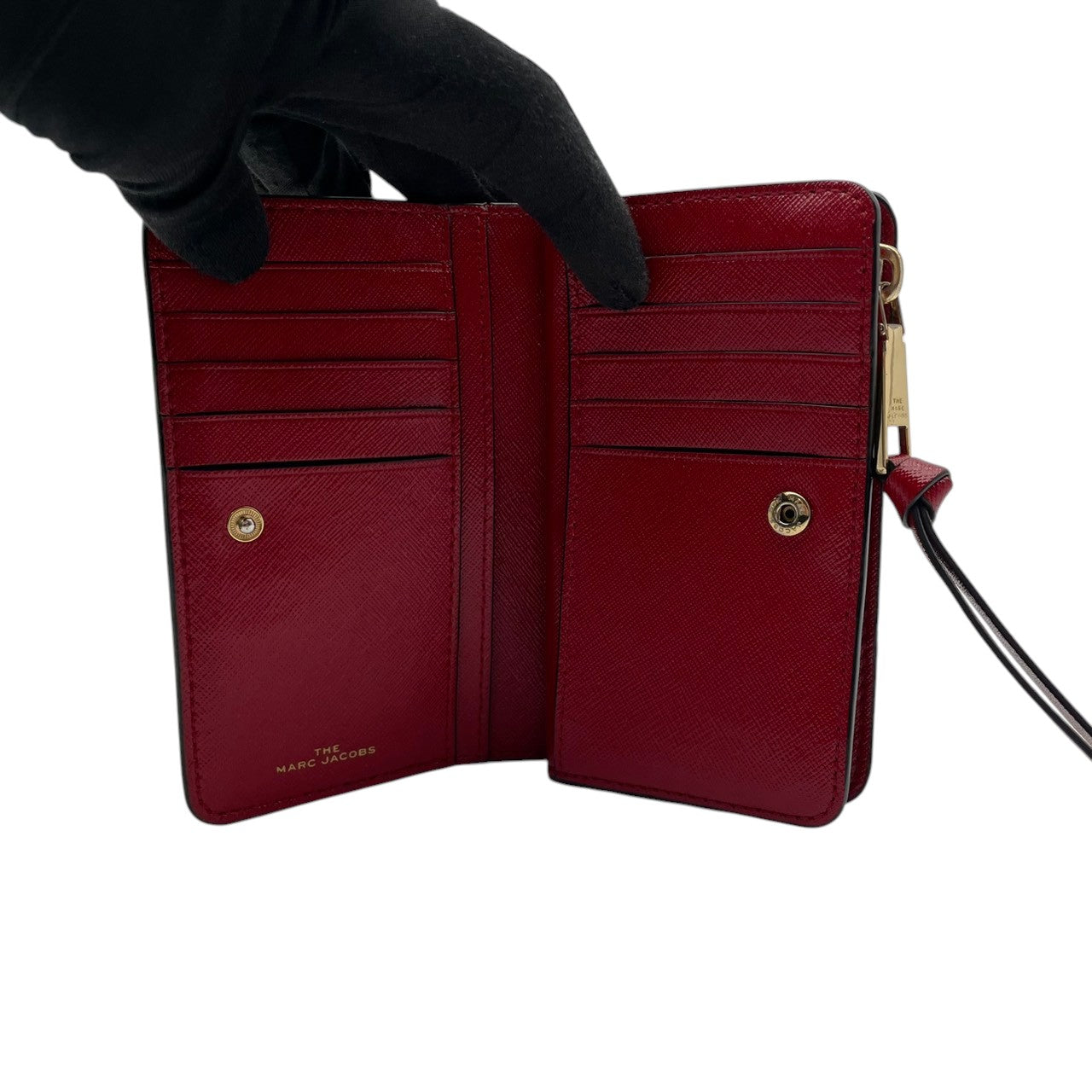 マークジェイコブス MARC JACOBS 財布 コンパクトウォレット レザー 本革 ブラック 黒 ボルドー バイカラー ゴールド金具 レディース エレガント クラシック ビンテージ ミニ財布 オシャレ 上品 ミニ コンパクト 丈夫 高品質 定番 人気 M1