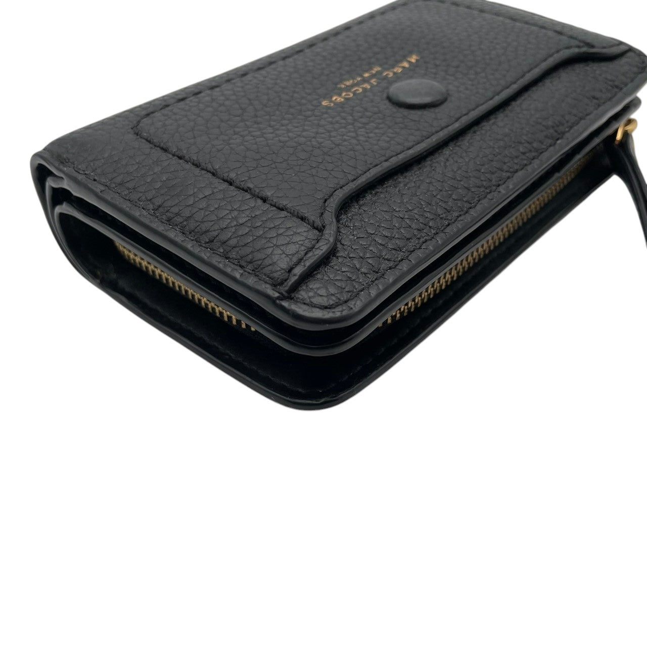 美品 マークジェイコブス MARC JACOBS 財布 二つ折り コンパクトウォレット レザー 本革 ブラック 黒 レディース エレガント ビンテージ ミニ財布 カジュアル シンプル 上品 高品質 丈夫 人気 お出かけ デイリーユース 多機能 普段使い M1