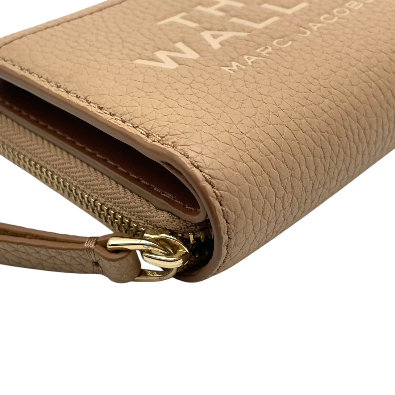 極美品 マークジェイコブス MARC JACOBS 財布 二つ折り コンパクトウォレット レザー 本革 ベージュ ゴールド金具 レディース エレガント クラシック ビンテージ ミニ財布 カジュアル 上品 高品質 丈夫 人気 お出かけ デイリー 普段使い M1