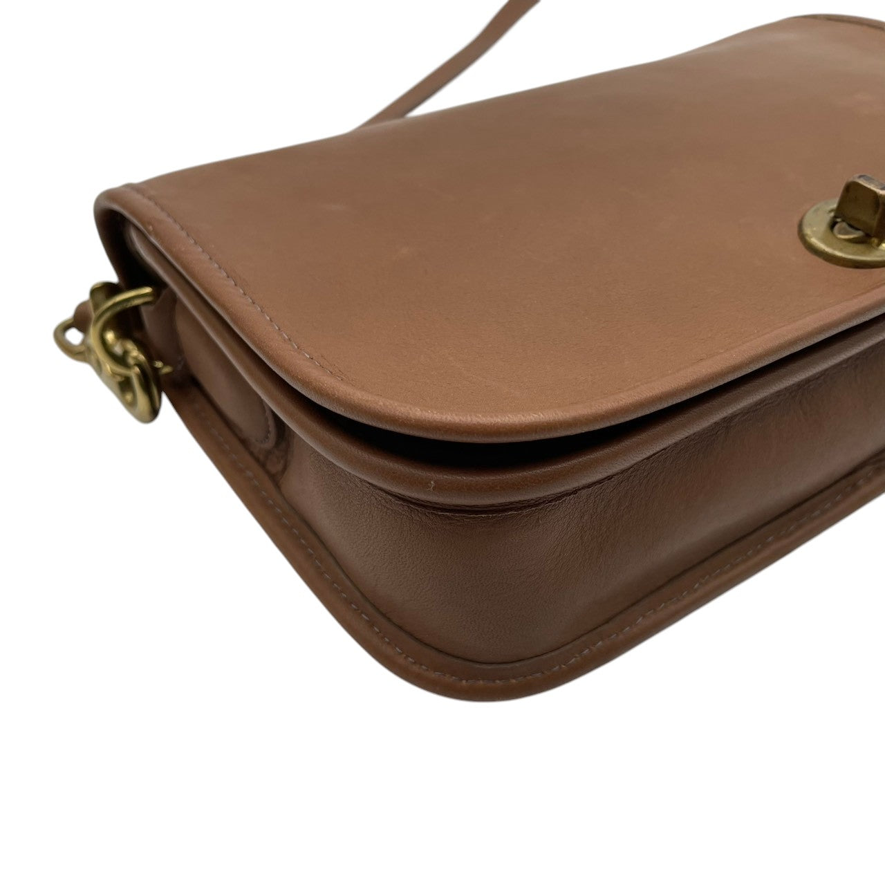美品 COACH コーチ オールドコーチ ショルダーバッグ ポシェット 斜め掛け フラップ ターンロック 本革 レザー ブラウン ゴールド金具 ヴィンテージ ビンテージ レトロ クラシック エレガント 上品 デイリーユース レディース 箱付き S19