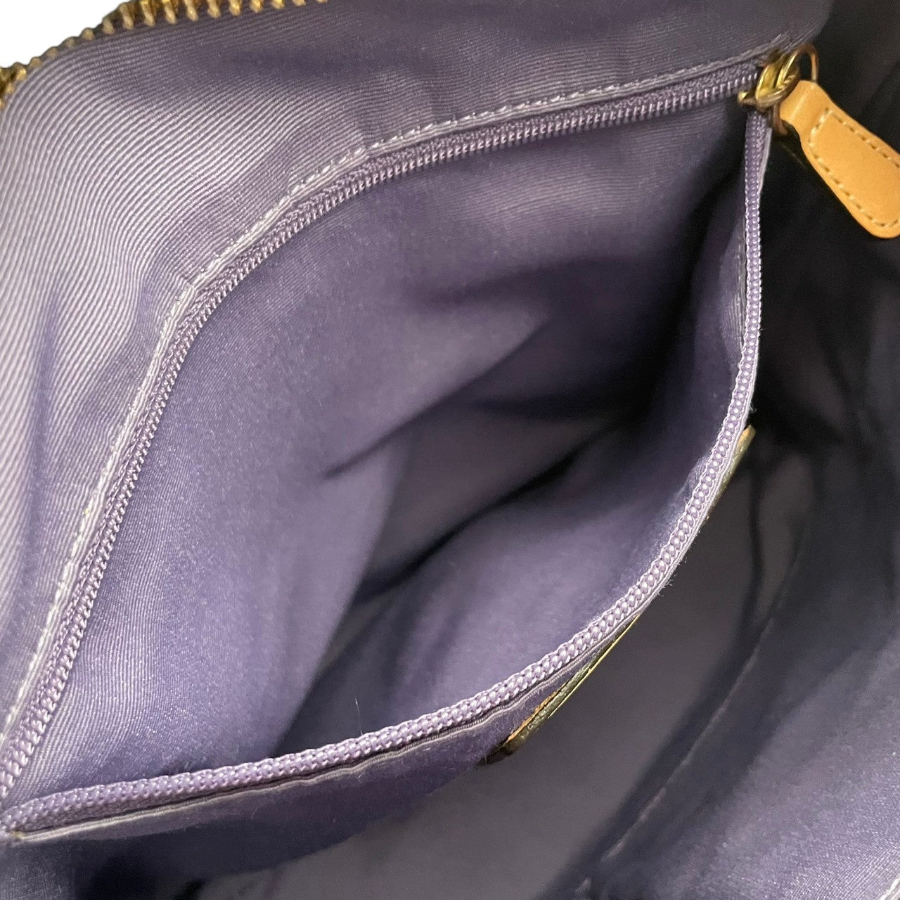 美品 COACH コーチ ショルダーバッグ クロスボディ 斜め掛け パッチワーク シグネチャー キャンバス レザー スエード ハラコ 異素材 マルチカラー シルバー金具 レディース お出かけ デイリーユース ポシェット 鞄 カバン S84