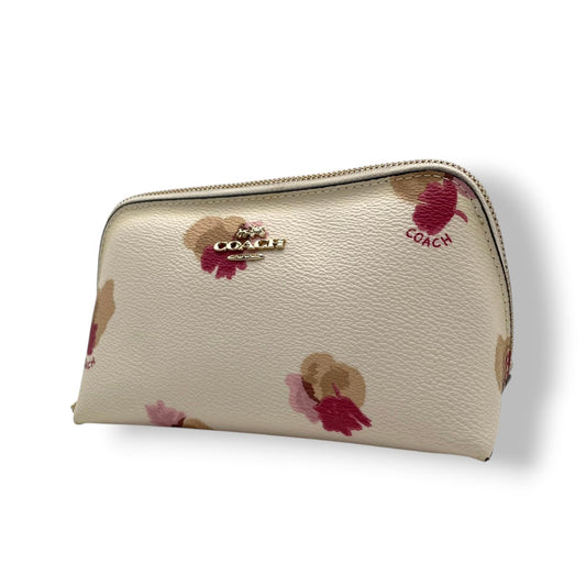 極美品 COACH コーチ ポーチ コスメポーチ 化粧ポーチ 小物入れ シグネチャー PVC レザー アイボリー ピンク ベージュ ゴールド金具 レディース 上品 エレガント コンパクト デイリー トラベル 旅行 整理 収納 S84