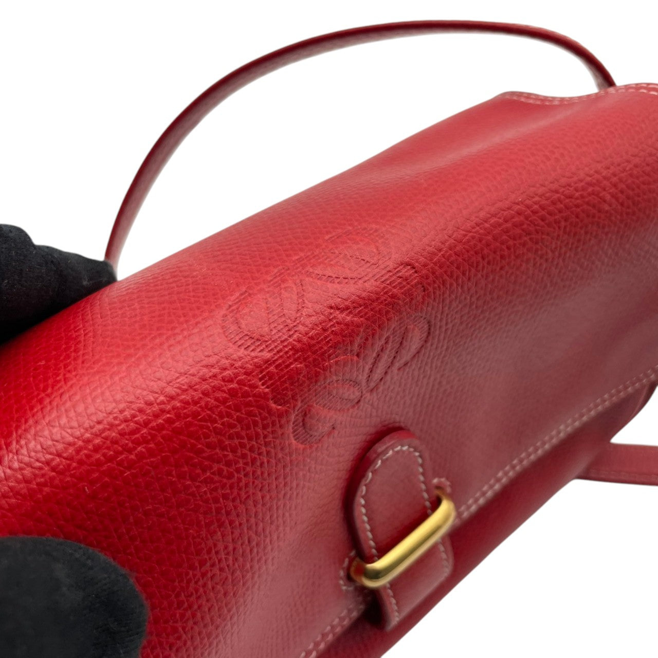LOEWE ロエベ アナグラム ショルダーバッグ ポシェット ミニバッグ クロスボディ 斜め掛け レザー 本革 レッド 赤 ゴールド金具 ヴィンテージ オールド レトロ レディース エレガント 上品 お出かけ デイリーユース シンプル コンパクト 良品 S84