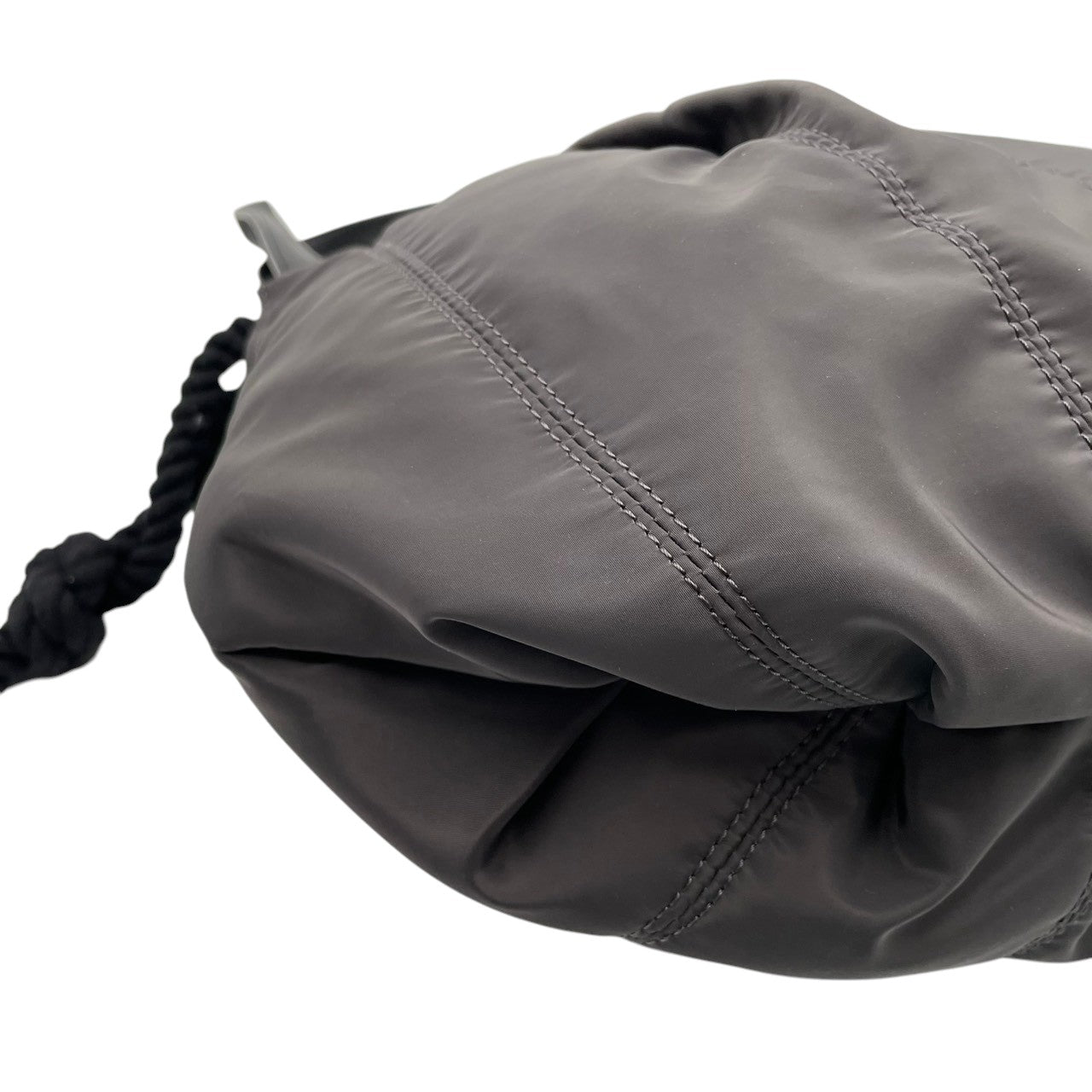 美品 SEE BY CHLOE シーバイクロエ トートバッグ ジョイライダー ナイロン レザー グレー 黒 ブラック 星型チャーム A4収納 大容量 軽量 肩掛け レディース カジュアル マザーズバッグ 通勤 通学 お出かけ 鞄 S84