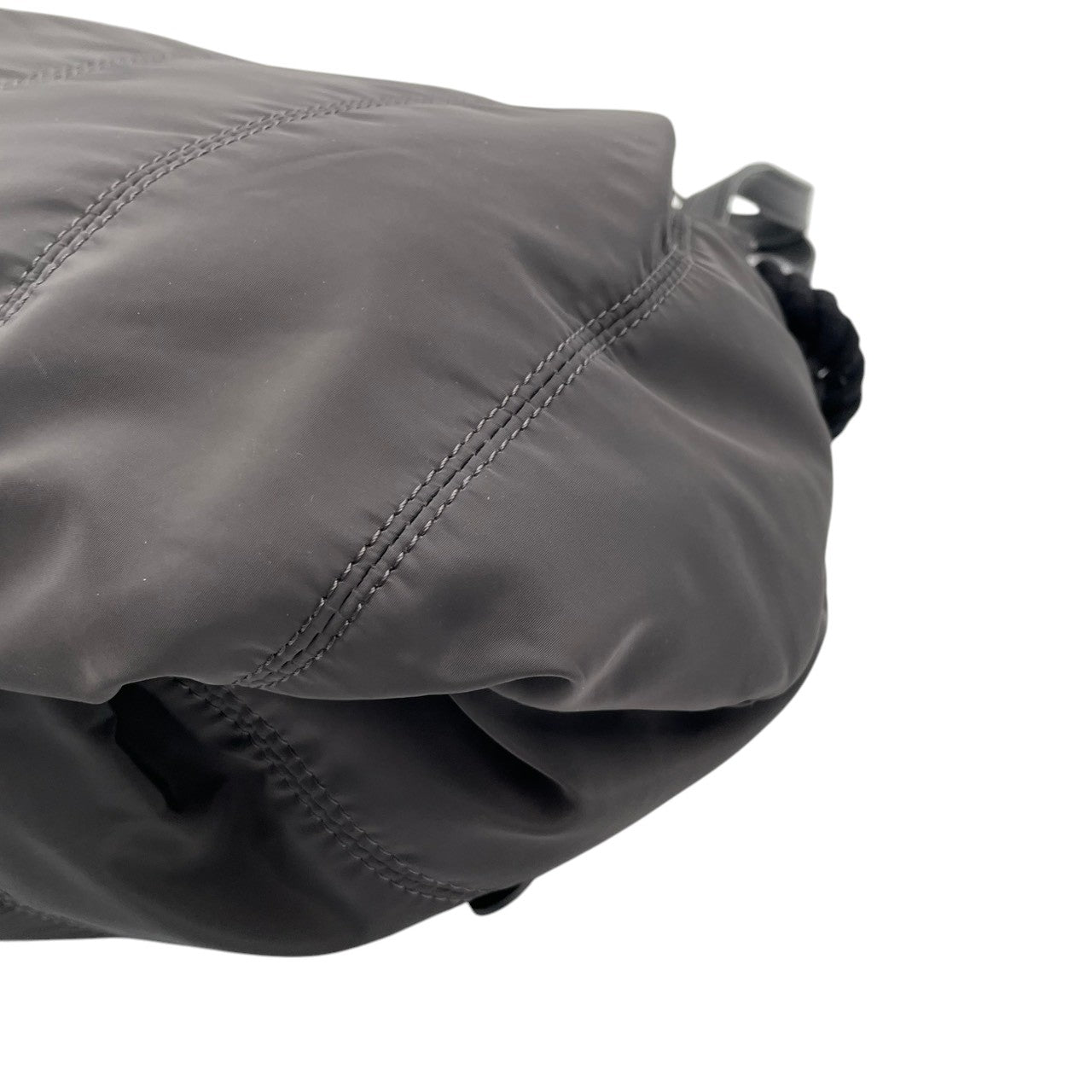 美品 SEE BY CHLOE シーバイクロエ トートバッグ ジョイライダー ナイロン レザー グレー 黒 ブラック 星型チャーム A4収納 大容量 軽量 肩掛け レディース カジュアル マザーズバッグ 通勤 通学 お出かけ 鞄 S84