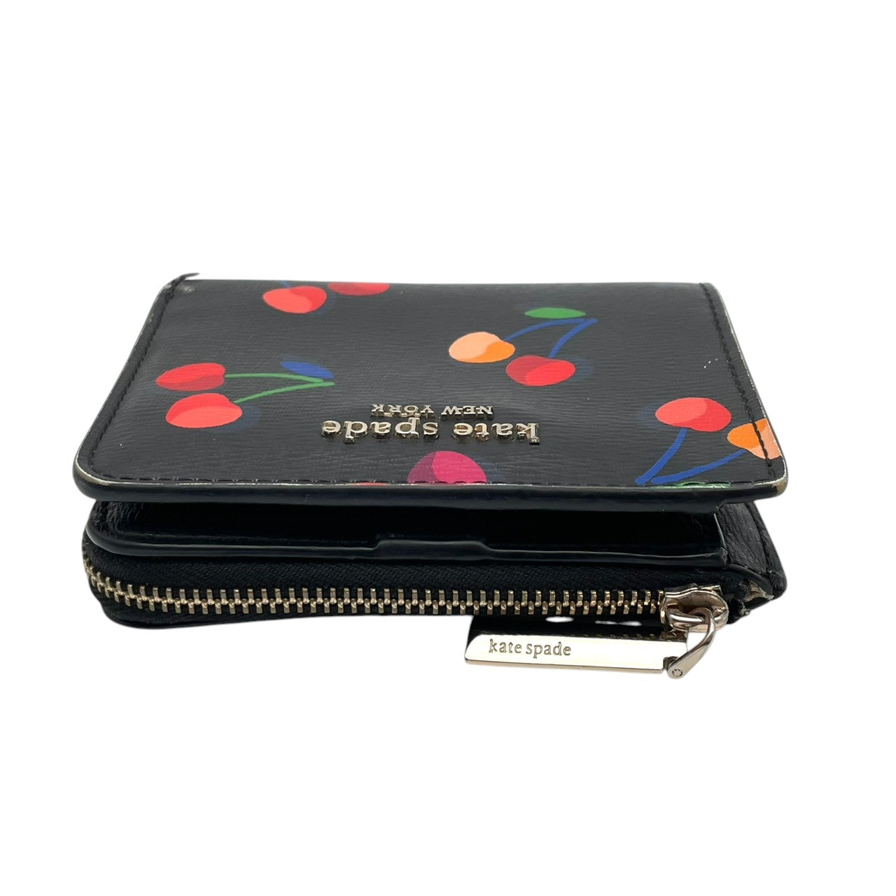 kate spade ケイトスペード 二つ折り財布 コンパクトウォレット ミニ財布 花柄 フローラル ボタニカル PVC ブラック 黒 マルチカラー ゴールド金具 レディース エレガント 上品 カジュアル お出かけ デイリー 普段使い 良品 M4