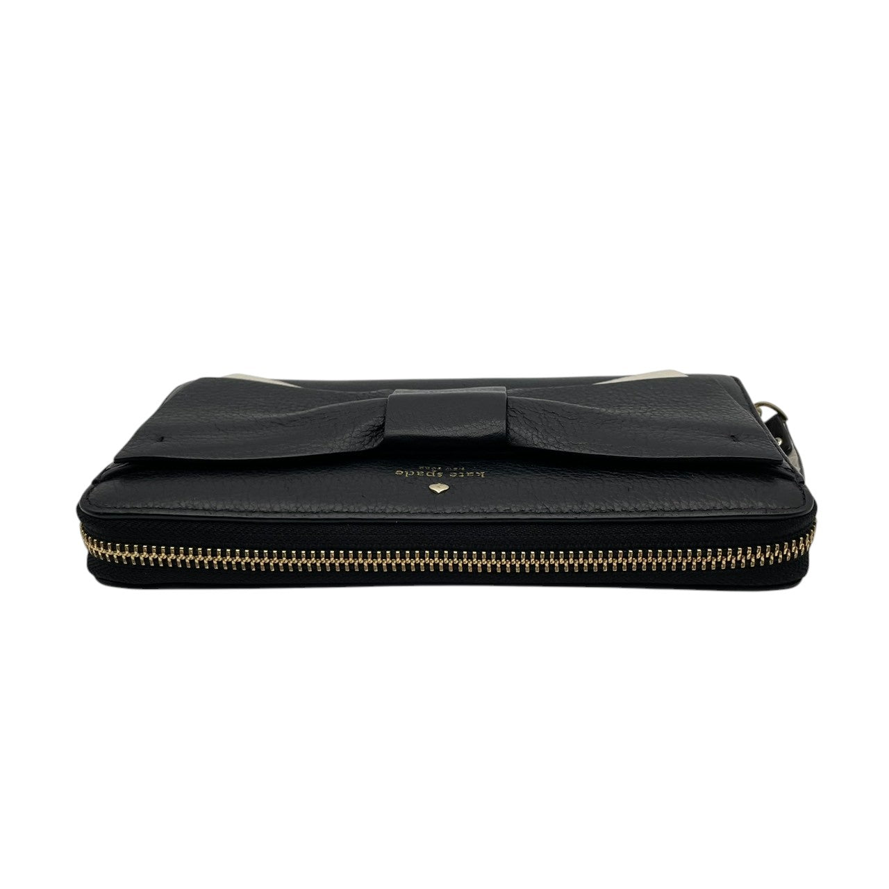 美品 kate spade ケイトスペード ラウンドファスナー 長財布 ロングウォレット レザー 本革 ブラック 黒 ホワイト 白 ドット 水玉 ゴールド金具 レディース エレガント 上品 カジュアル お出かけ デイリー 大容量 収納 人気 M4