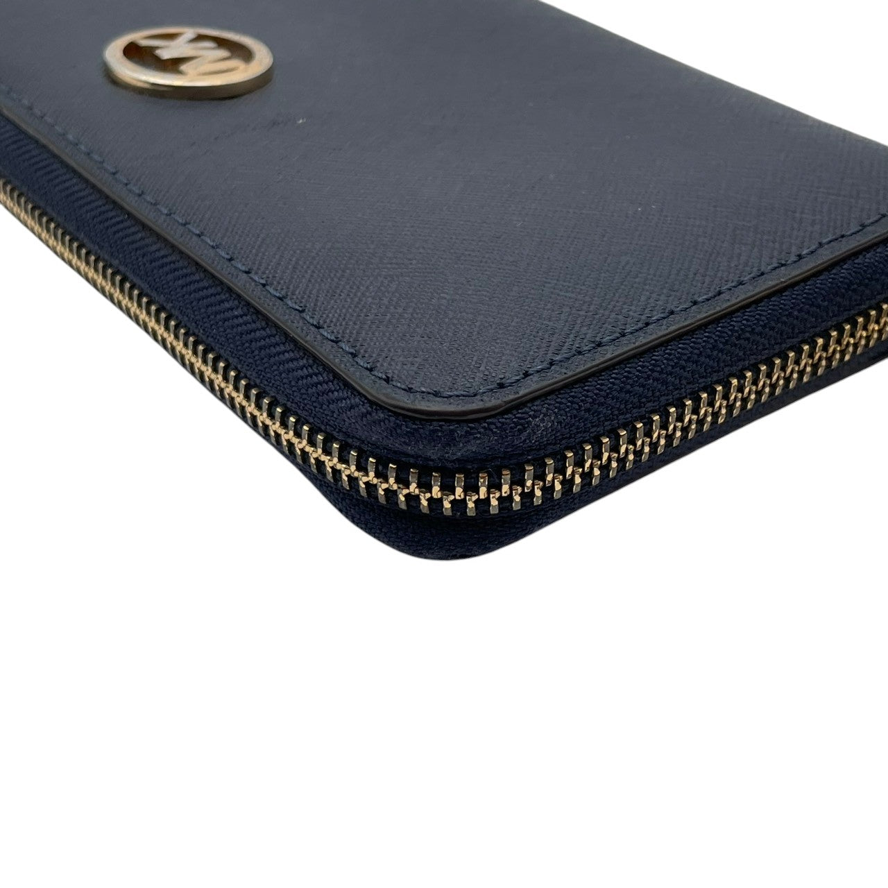 良品 MICHAEL KORS マイケルコース ラウンドファスナー 長財布 ロングウォレット レザー 本革 ネイビー 紺 ゴールド金具 レディース エレガント 上品 カジュアル ビジネス 大容量 収納 普段使い お出かけ 人気 M4