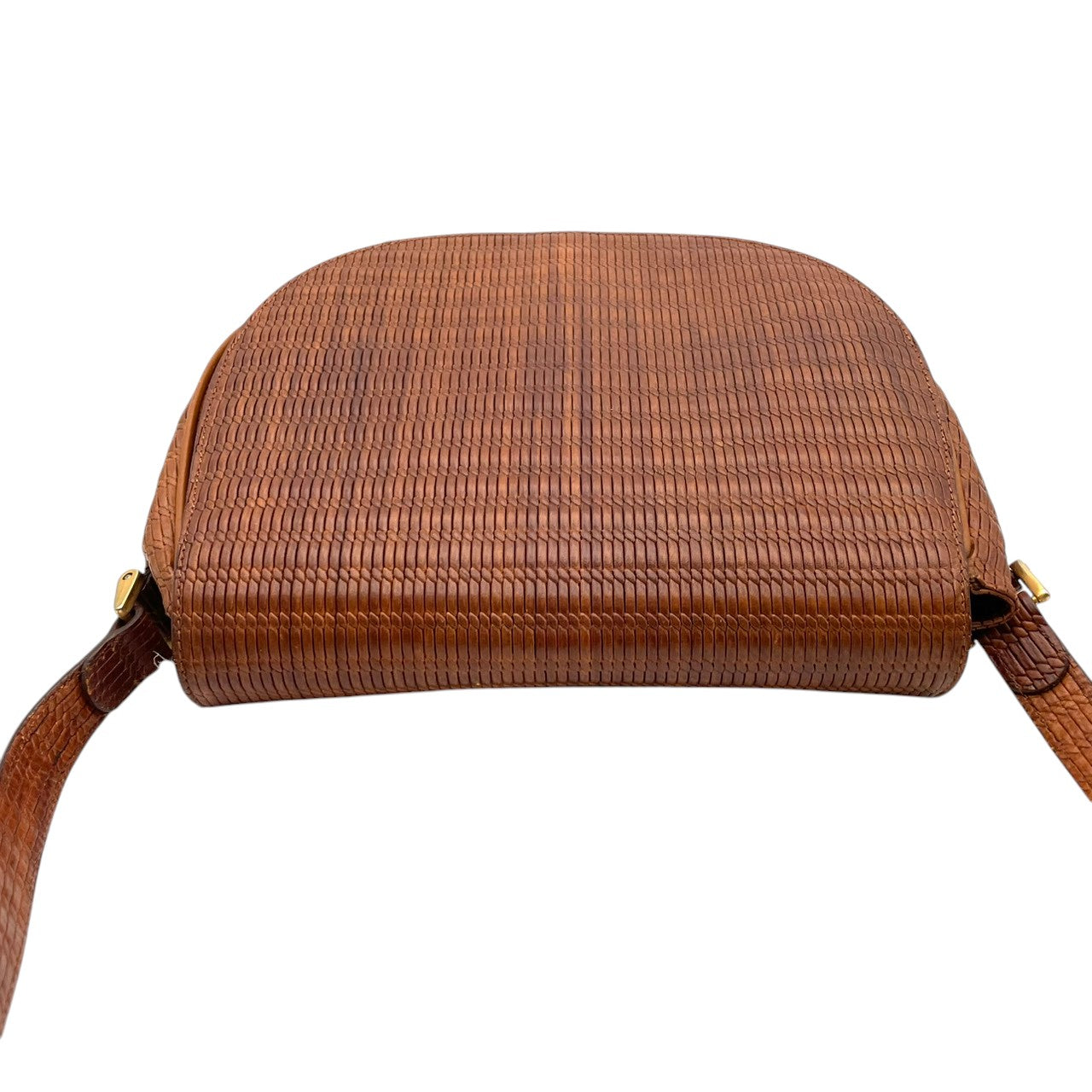 美品 ジョルジオアルマーニ GIORGIO ARMANI ショルダーバッグ ウーブンレザー 編み込み ブラウン 茶 ゴールド金具 サドルバッグ ヴィンテージ 牛革 斜めがけ レディース イタリア製 上品 エレガント キャメル U3