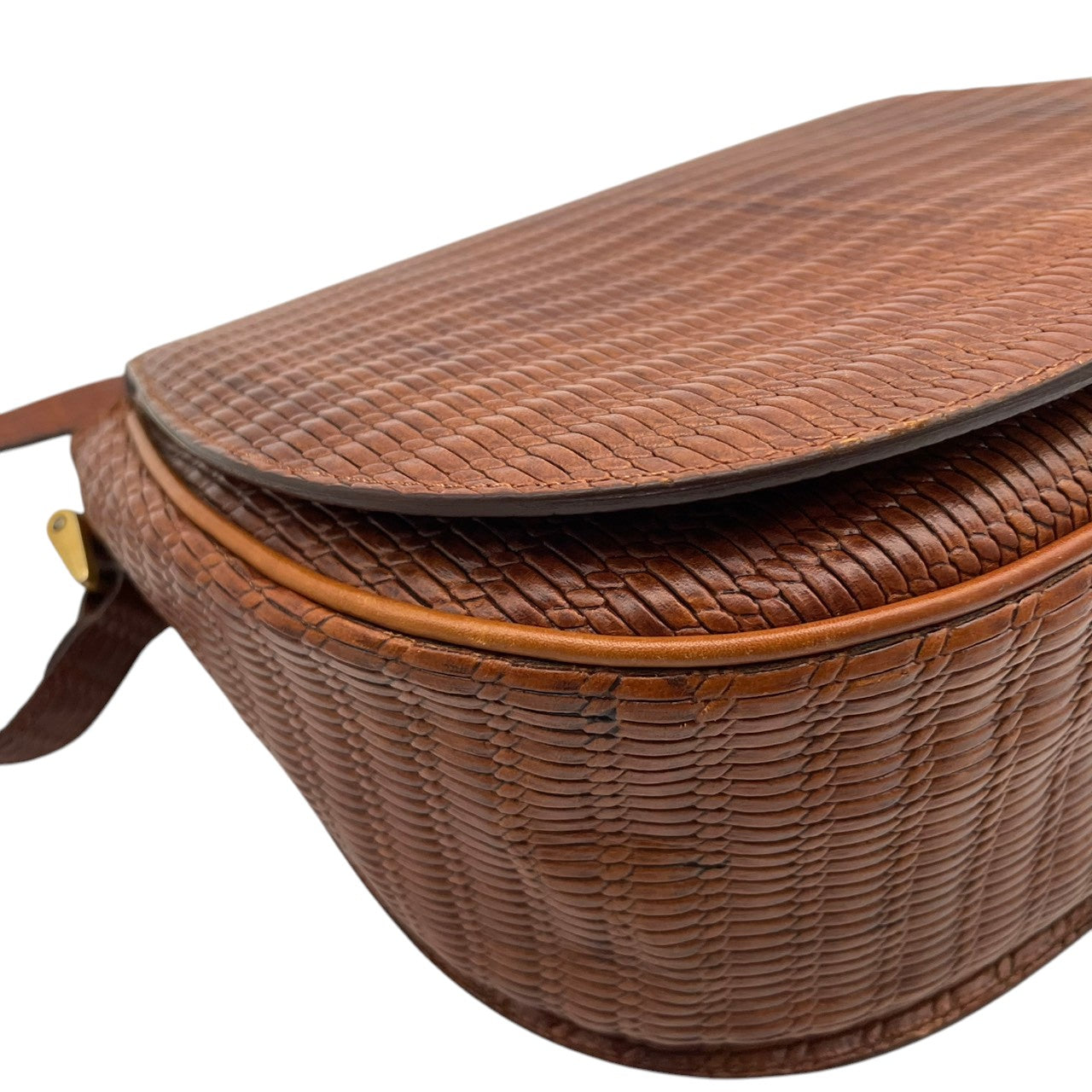 美品 ジョルジオアルマーニ GIORGIO ARMANI ショルダーバッグ ウーブンレザー 編み込み ブラウン 茶 ゴールド金具 サドルバッグ ヴィンテージ 牛革 斜めがけ レディース イタリア製 上品 エレガント キャメル U3