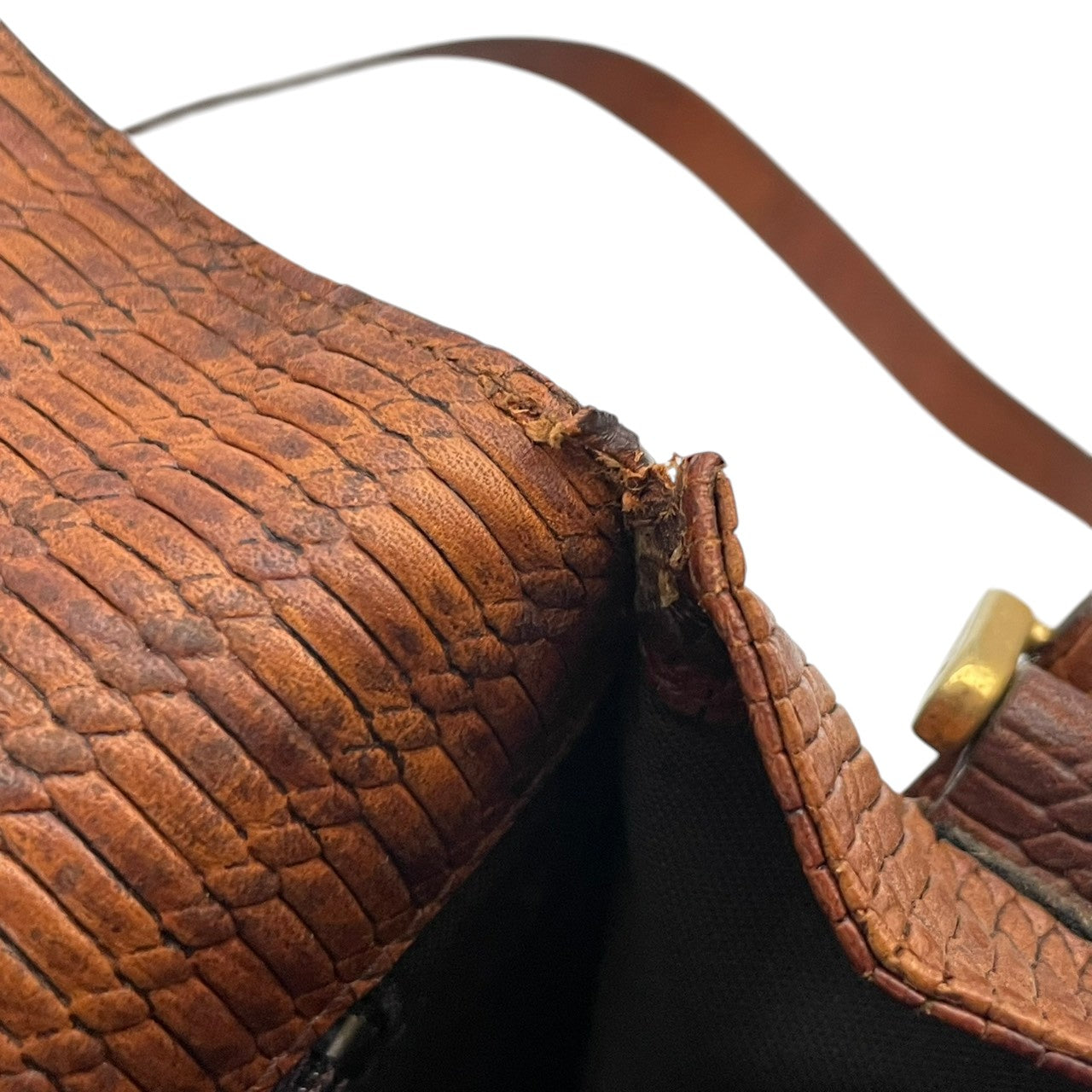 美品 ジョルジオアルマーニ GIORGIO ARMANI ショルダーバッグ ウーブンレザー 編み込み ブラウン 茶 ゴールド金具 サドルバッグ ヴィンテージ 牛革 斜めがけ レディース イタリア製 上品 エレガント キャメル U3