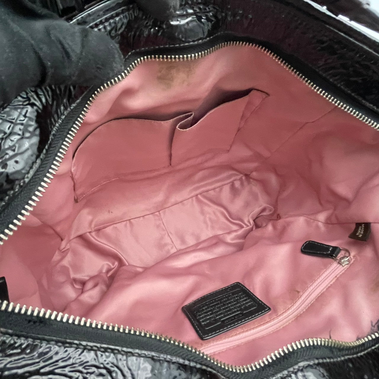 COACH コーチ ショルダーバッグ オプアート シグネチャー キャンバス パテントレザー ブラック グレー シルバー金具 Cロゴ 総柄 レディース 通勤 普段使い 大容量 ハンドバッグ 編み込み EST.1941 18903 U2