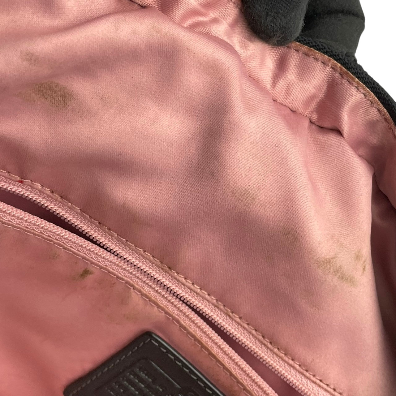 COACH コーチ ショルダーバッグ オプアート シグネチャー キャンバス パテントレザー ブラック グレー シルバー金具 Cロゴ 総柄 レディース 通勤 普段使い 大容量 ハンドバッグ 編み込み EST.1941 18903 U2
