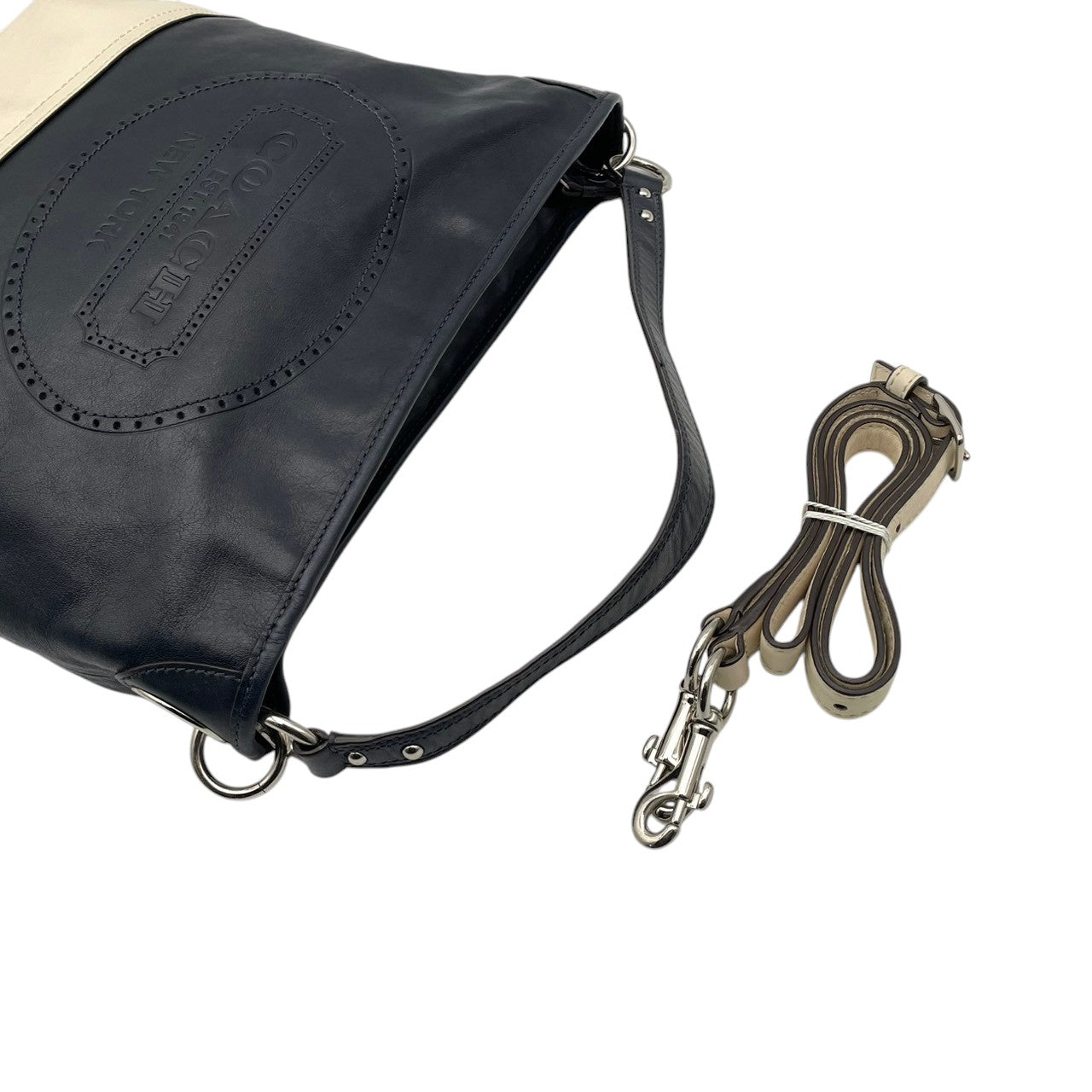 美品 COACH コーチ ショルダーバッグ レザー バイカラー ネイビー ホワイト 白 シルバー金具 EST.1941 NEW YORK エンボスロゴ 牛革 2way ハンドバッグ 斜めがけ レディース 上品 19393 U2