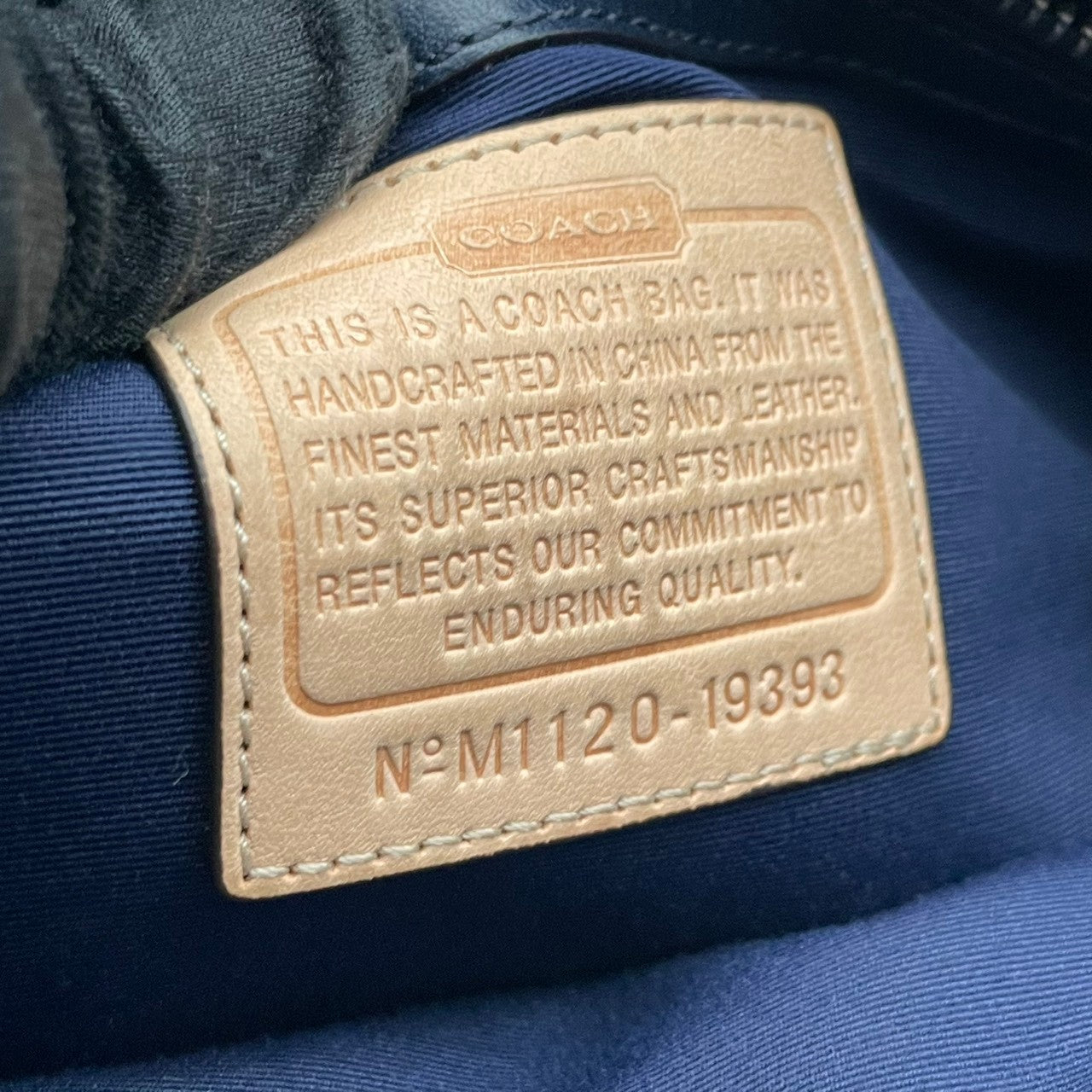 美品 COACH コーチ ショルダーバッグ レザー バイカラー ネイビー ホワイト 白 シルバー金具 EST.1941 NEW YORK エンボスロゴ 牛革 2way ハンドバッグ 斜めがけ レディース 上品 19393 U2