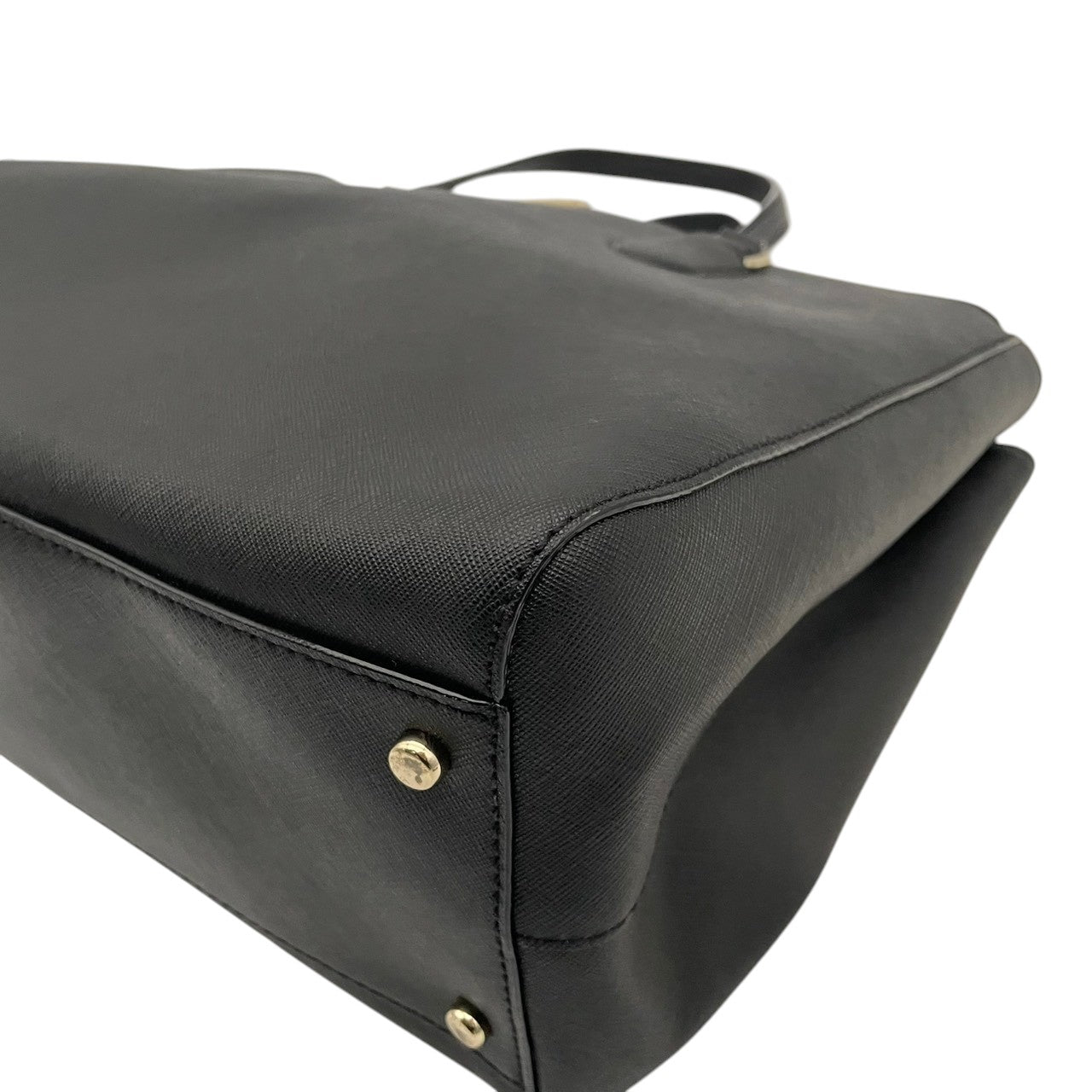 美品 ケイトスペード kate spade NEW YORK トートバッグ サフィアーノレザー ブラック 黒 ゴールド金具 2way 大容量 A4収納 レディース 通勤 普段使い シンプル 上品 ハンドバッグ 斜めがけ s94