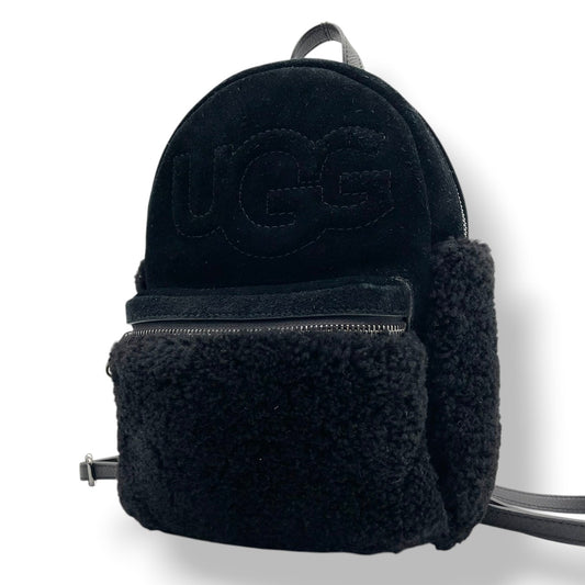 美品 UGG アグ Dannie II ダニー ミニリュック デイパック シェルパ スエード ロゴ刺繍 ブラック 黒 レディース 小さめ 軽量 カジュアル デイリー 旅行 冬 ボアバッグ ふわふわ もこもこ s12