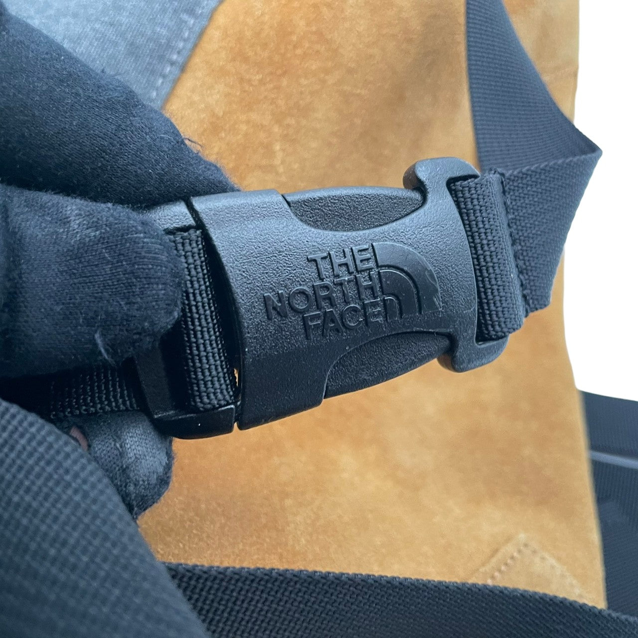 美品 THE NORTH FACE PURPLE LABEL ノースフェイス パープルレーベル デイパック リュック キャンバス スエード グレー×ベージュ ユニセックス nanamica 大容量 カジュアル ストリート 通勤 通学 アウトドア 希少 s7