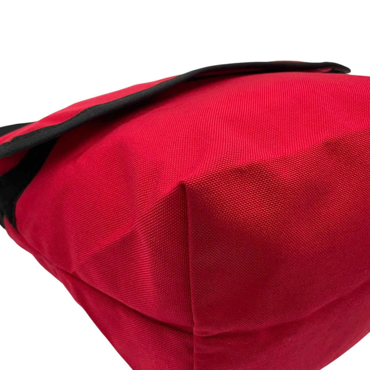 美品 Manhattan Portage マンハッタンポーテージ メッセンジャーバッグ ショルダーバッグ ナイロン レッド×ブラック ユニセックス カジュアル 通勤 通学 デイリー ニューヨーク ストリート コーデュラ 斜め掛け s7