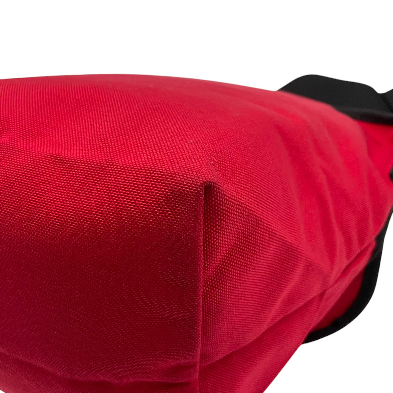 美品 Manhattan Portage マンハッタンポーテージ メッセンジャーバッグ ショルダーバッグ ナイロン レッド×ブラック ユニセックス カジュアル 通勤 通学 デイリー ニューヨーク ストリート コーデュラ 斜め掛け s7
