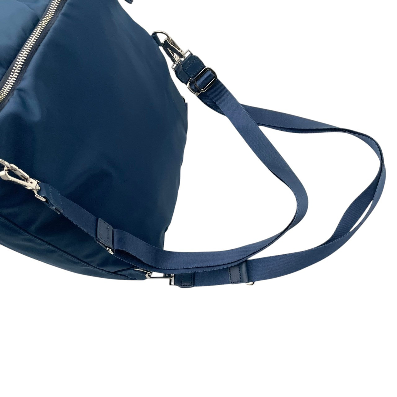 美品 agnes b. アニエスベー VOYAGE ショルダーバッグ 2way ナイロン ネイビー ブルー レディース 軽量 シルバー金具 フラップ サイドジップ 上品 デイリー 通勤 お出かけ フランス フェミニン s18