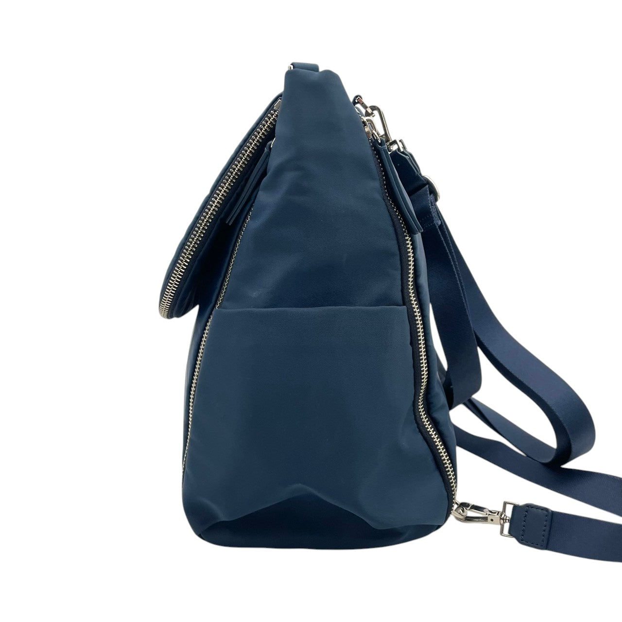 美品 agnes b. アニエスベー VOYAGE ショルダーバッグ 2way ナイロン ネイビー ブルー レディース 軽量 シルバー金具 フラップ サイドジップ 上品 デイリー 通勤 お出かけ フランス フェミニン s18