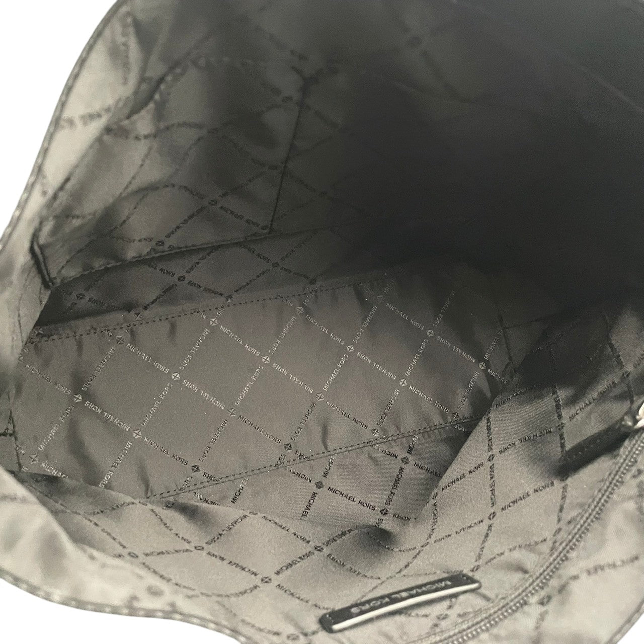極美品 MICHAEL KORS マイケルコース ラージ トートバッグ 2way ジャカード キャンバス×レザー ホワイト×ブラック ロゴ レディース シルバー金具 大容量 A4収納 通勤 通学 デイリー お出かけ 軽量 s18