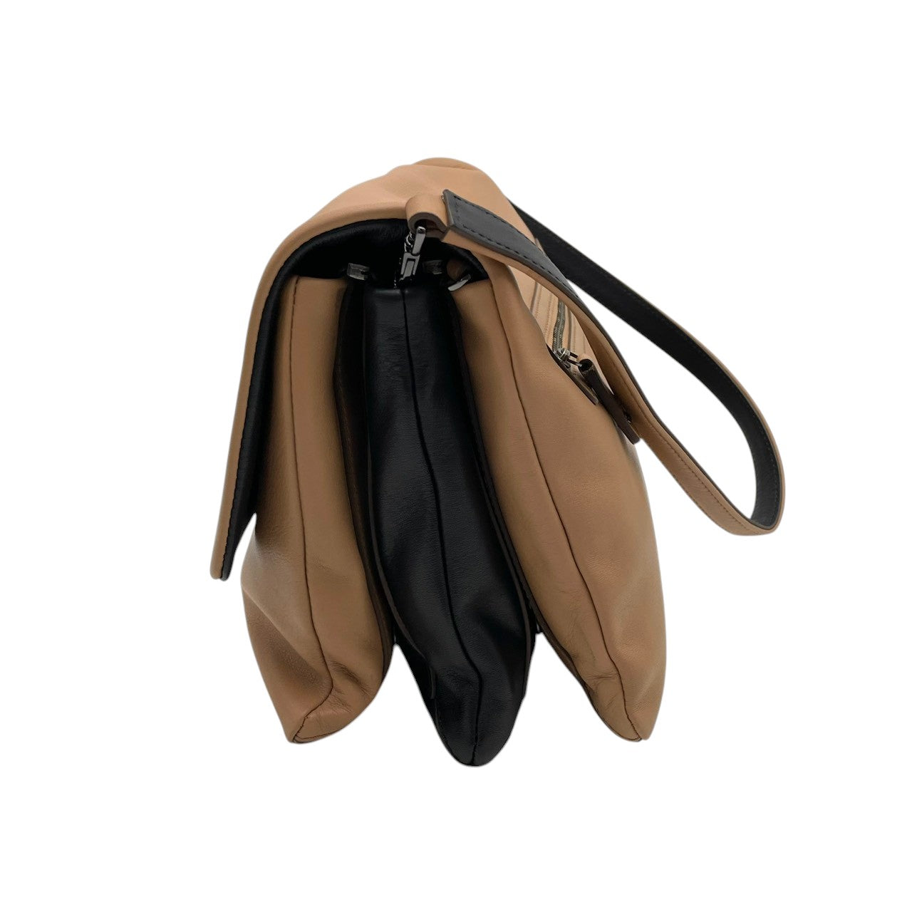 アニヤハインドマーチ ANYA HINDMARCH バッグ Carker カーカー シリーズ レザー ショルダーバッグ ハンドバッグ 手提げ 肩掛け 斜め掛け フラップ 本革 ベージュ系 ブラック バイカラー ガンメタル金具 S2