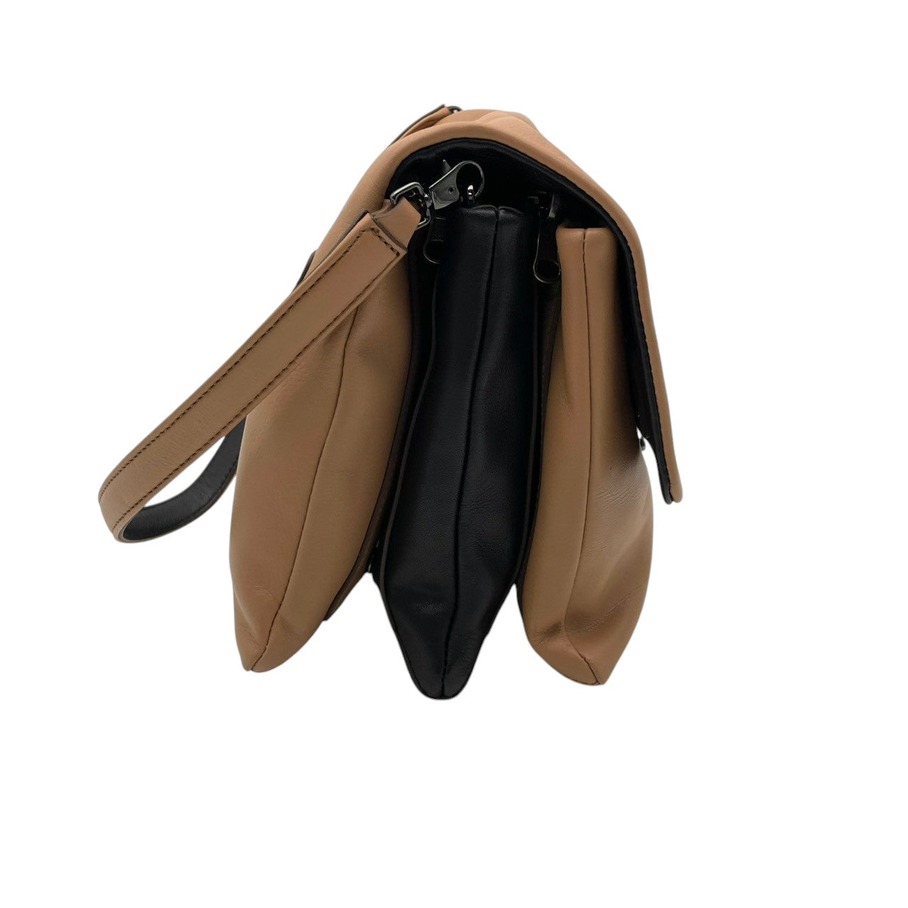 アニヤハインドマーチ ANYA HINDMARCH バッグ Carker カーカー シリーズ レザー ショルダーバッグ ハンドバッグ 手提げ 肩掛け 斜め掛け フラップ 本革 ベージュ系 ブラック バイカラー ガンメタル金具 S2