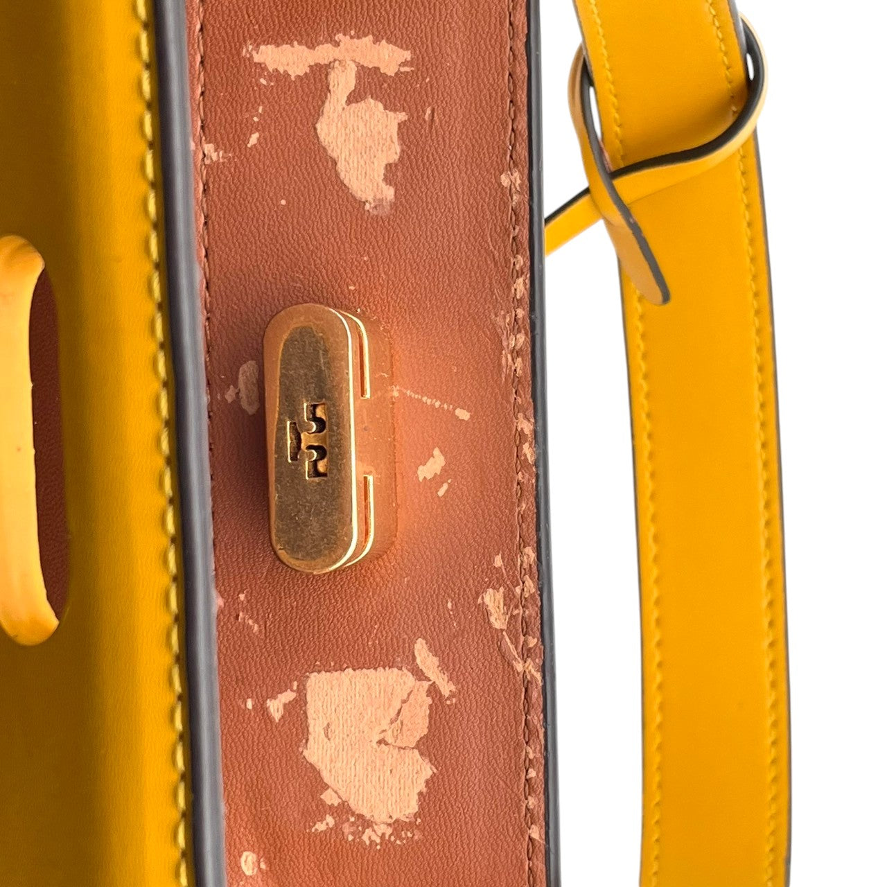 トリーバーチ TORY BURCH ハンドバッグ リー ラジウィル ショルダーバッグ 2WAY ミニバッグ レザー 本革 イエロー 黄色 ゴールド金具 Tロゴ エレガント クラシック カジュアル U7