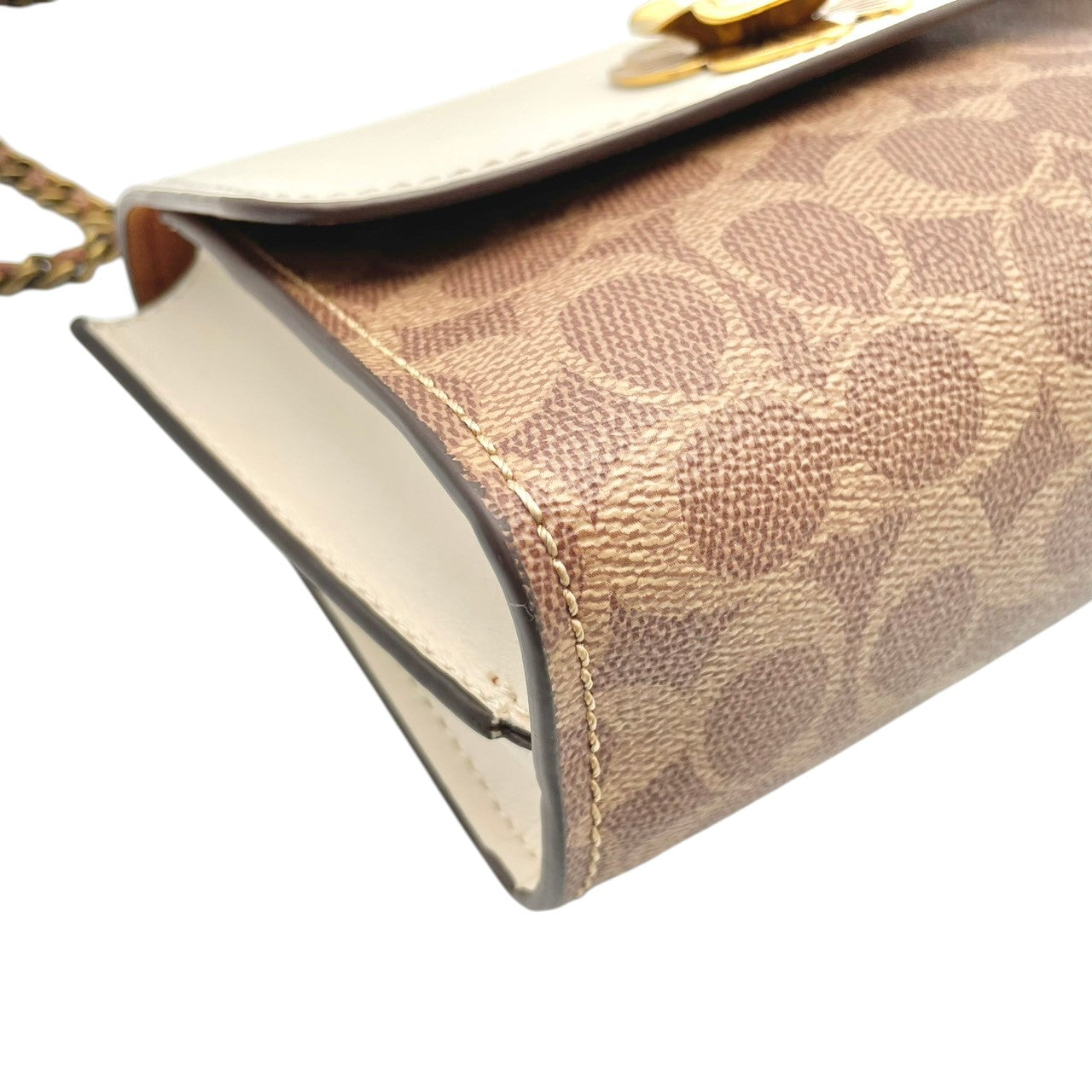 美品 コーチ COACH ショルダーバッグ ミニポシェット チェーン クロスボディ シグネチャー ハート PVC レザー ホワイト ブラウン 白 茶 エレガント クラシック カジュアル デート 旅行 トラベル レディース 斜め掛け可 鞄 U7