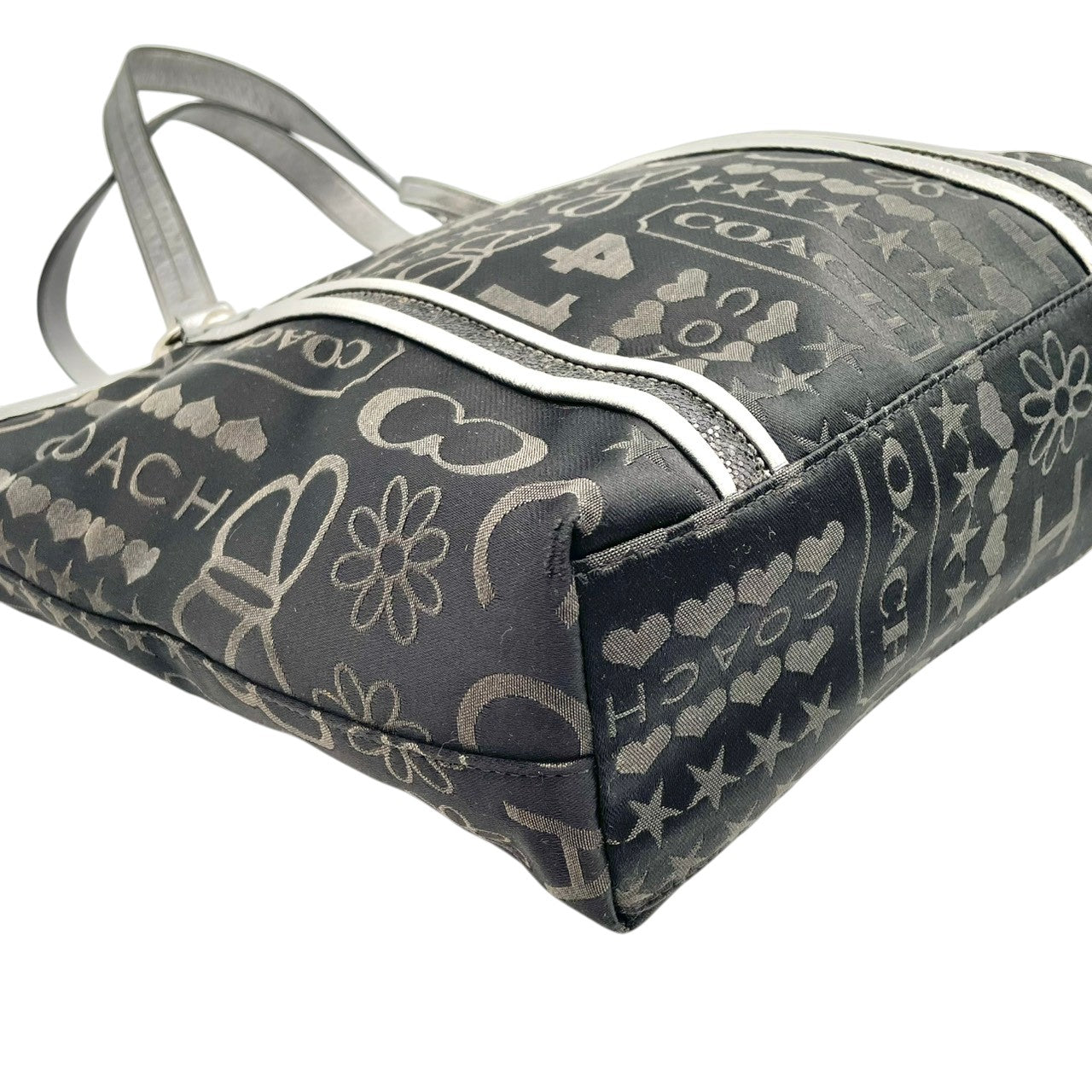 美品 コーチ COACH トートバッグ ワンショルダー シグネチャー キャンバス レザー ブラック 黒 グレー エレガント クラシック カジュアル ビジネス お出かけ 普段使い 通勤 通学 トラベル 旅行 A4収納可 レディース 自立可 肩掛け 鞄 s86